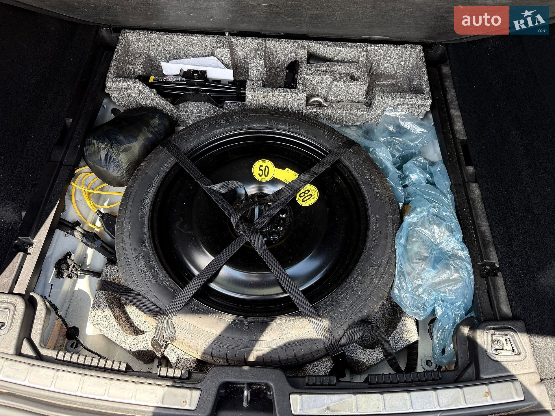 Volvo XC60 2018 VIN LYVA22RK5JB069768 фото оголошення 32 з 53