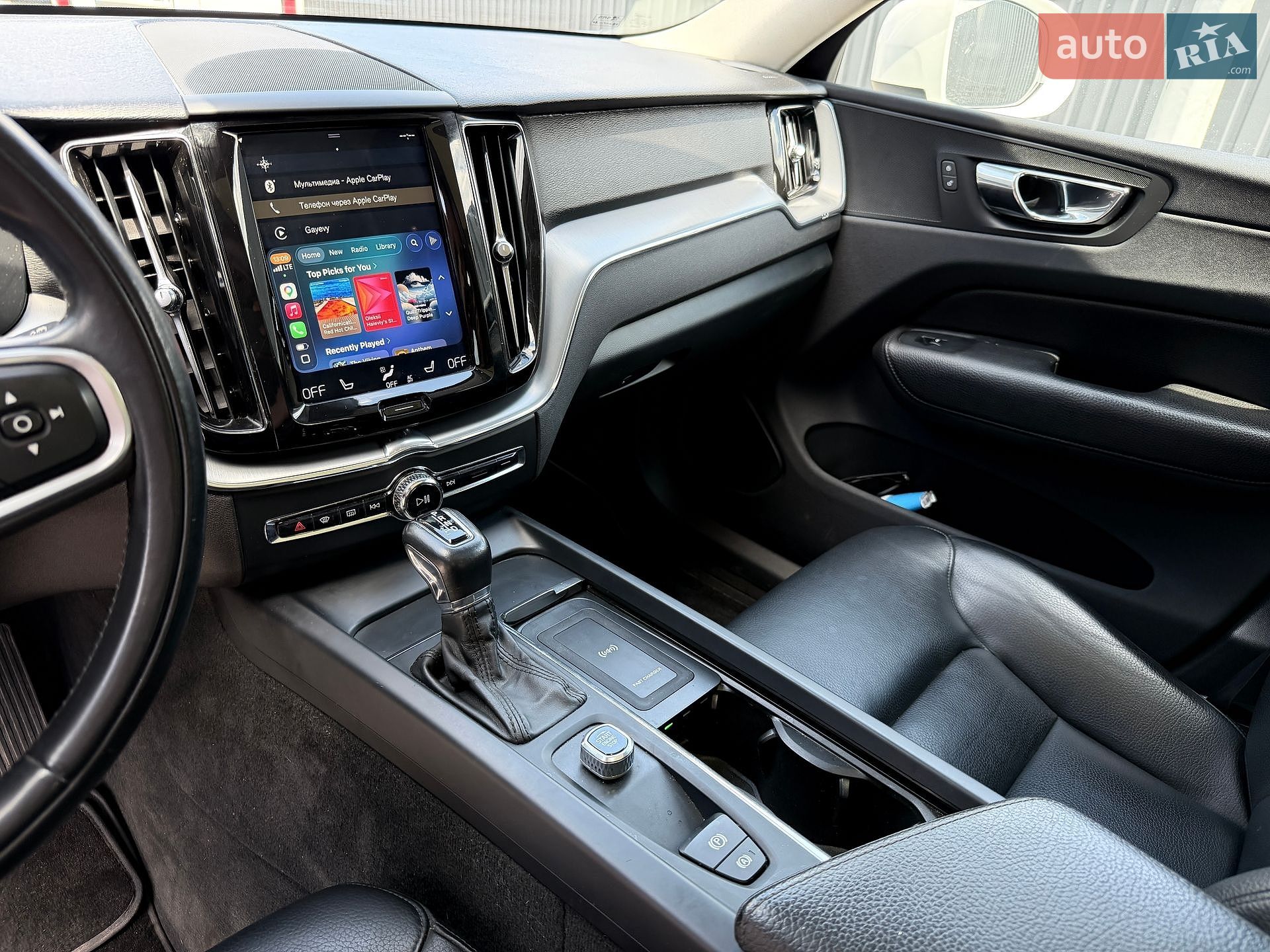 Volvo XC60 2018 VIN LYVA22RK5JB069768 фото оголошення 37 з 53