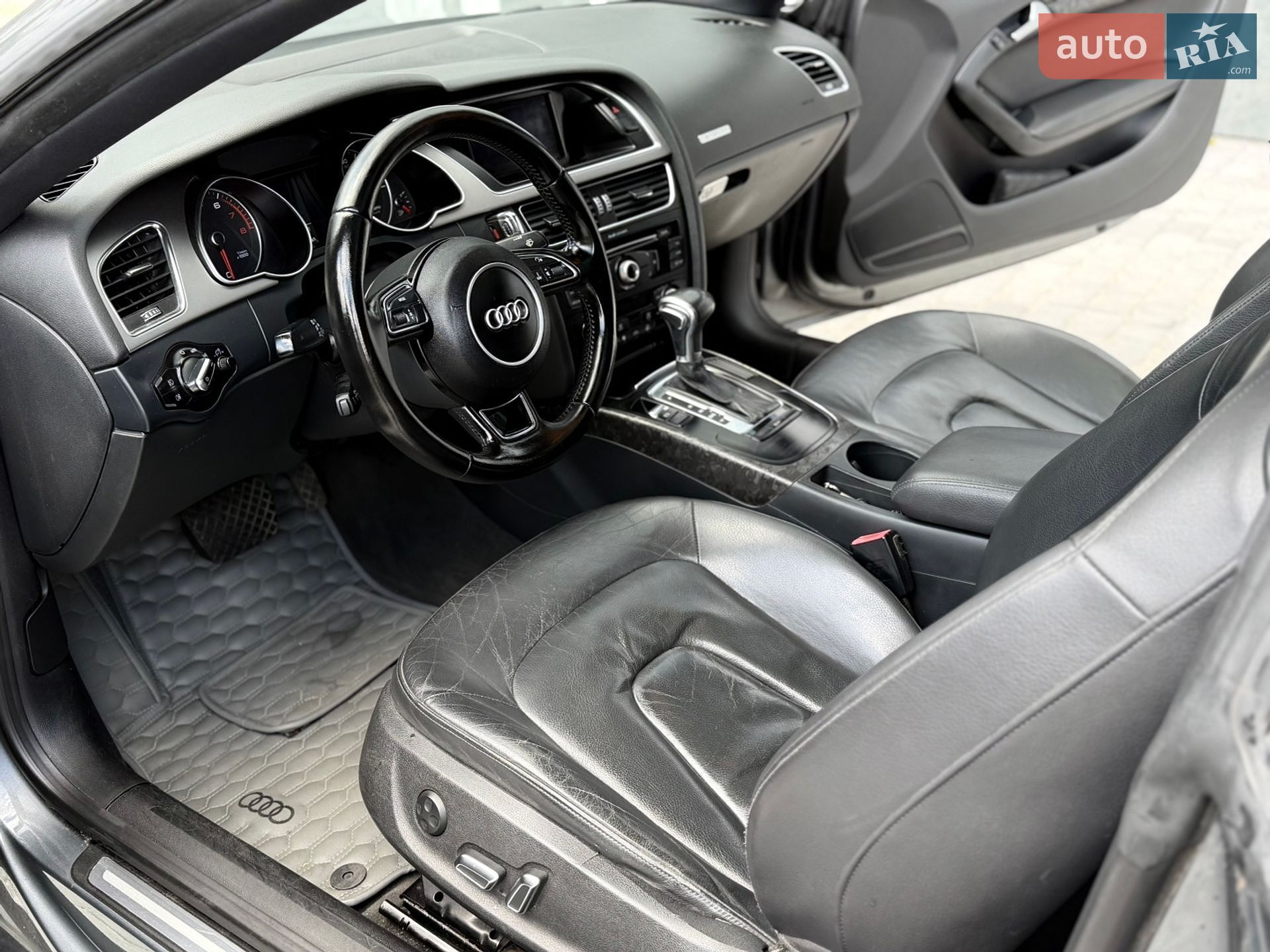 Audi A5 2012 VIN WAUCFAFR8DA004060 фото оголошення 12 з 15