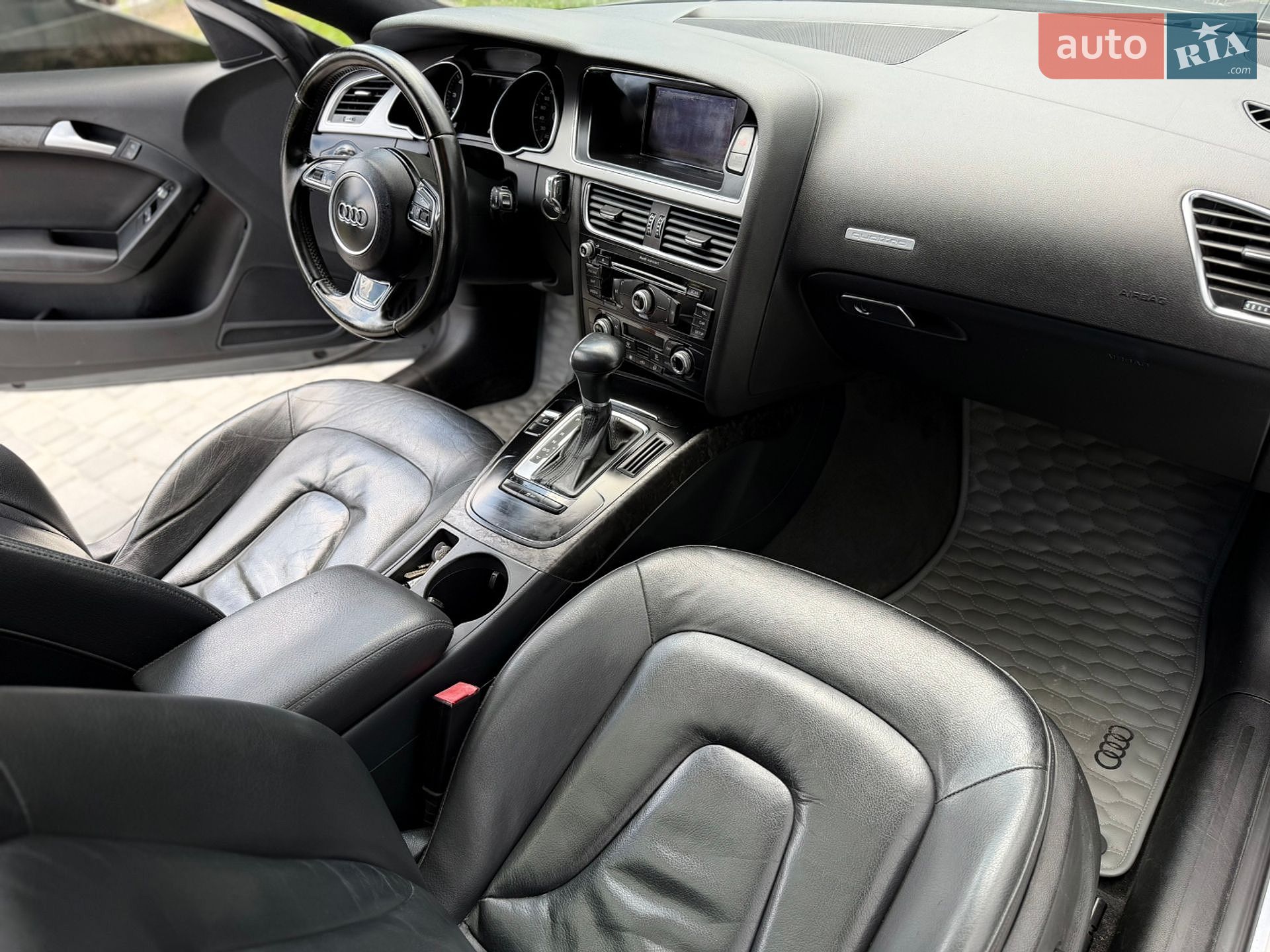 Audi A5 2012 VIN WAUCFAFR8DA004060 фото оголошення 13 з 15