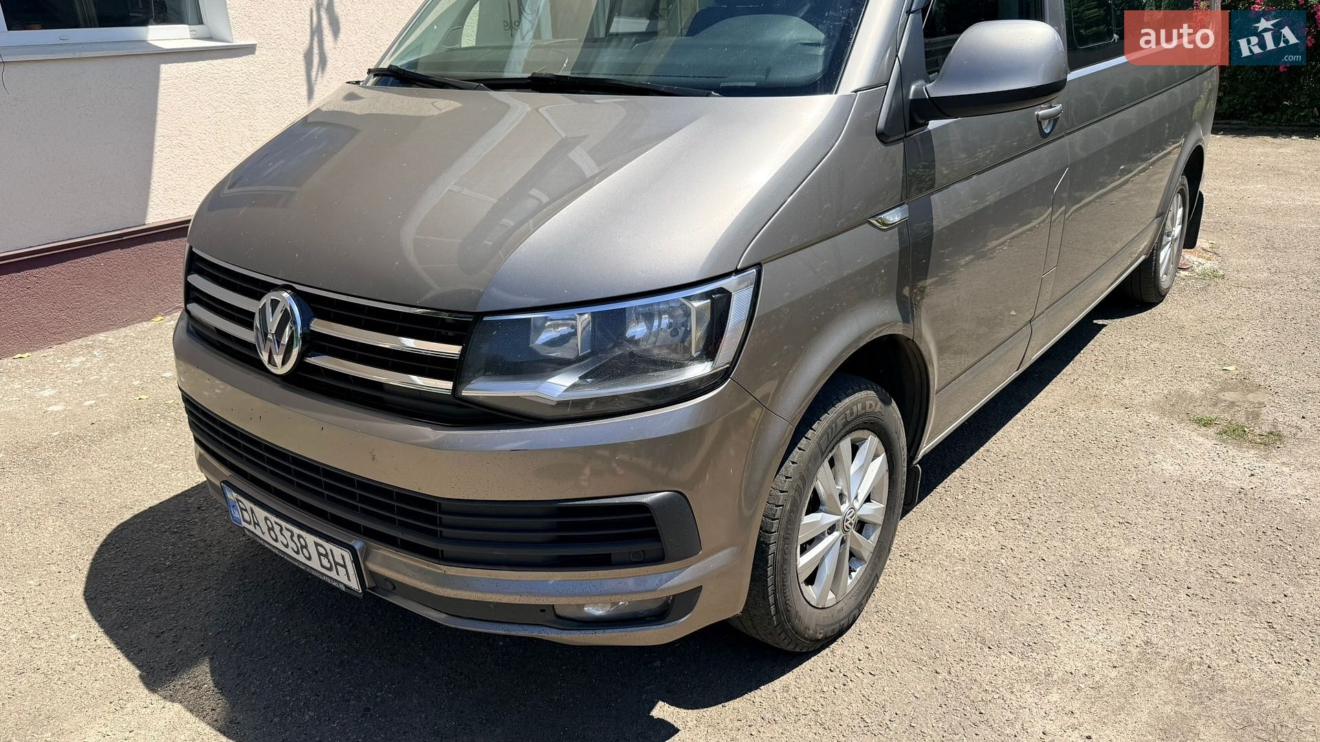 Volkswagen Caravelle 2016 VIN WV2ZZZ7HZGH111653 фото оголошення 6 з 25