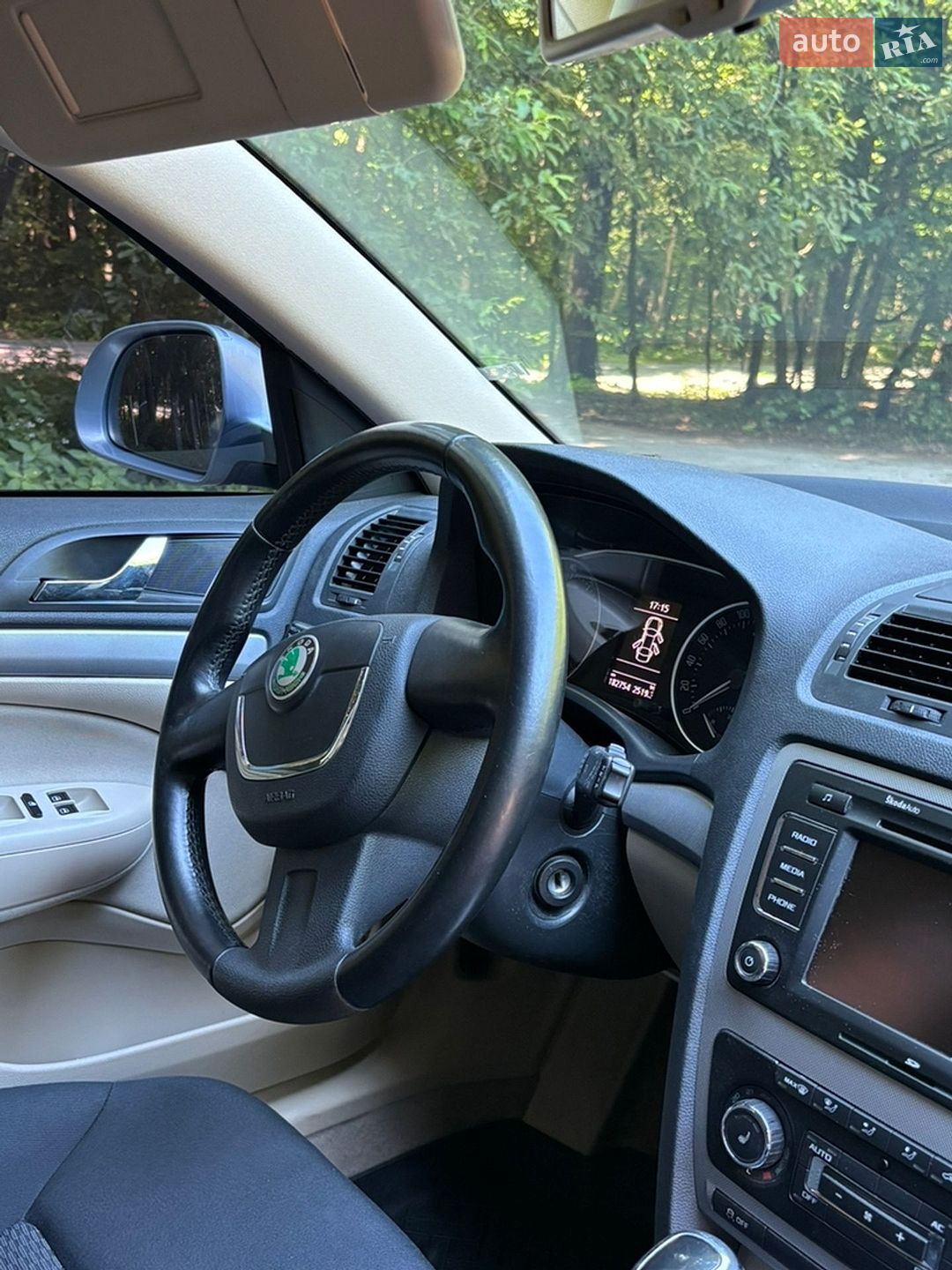 Skoda Octavia 2011 VIN TMBGK61Z5C2032878 фото оголошення 13 з 19
