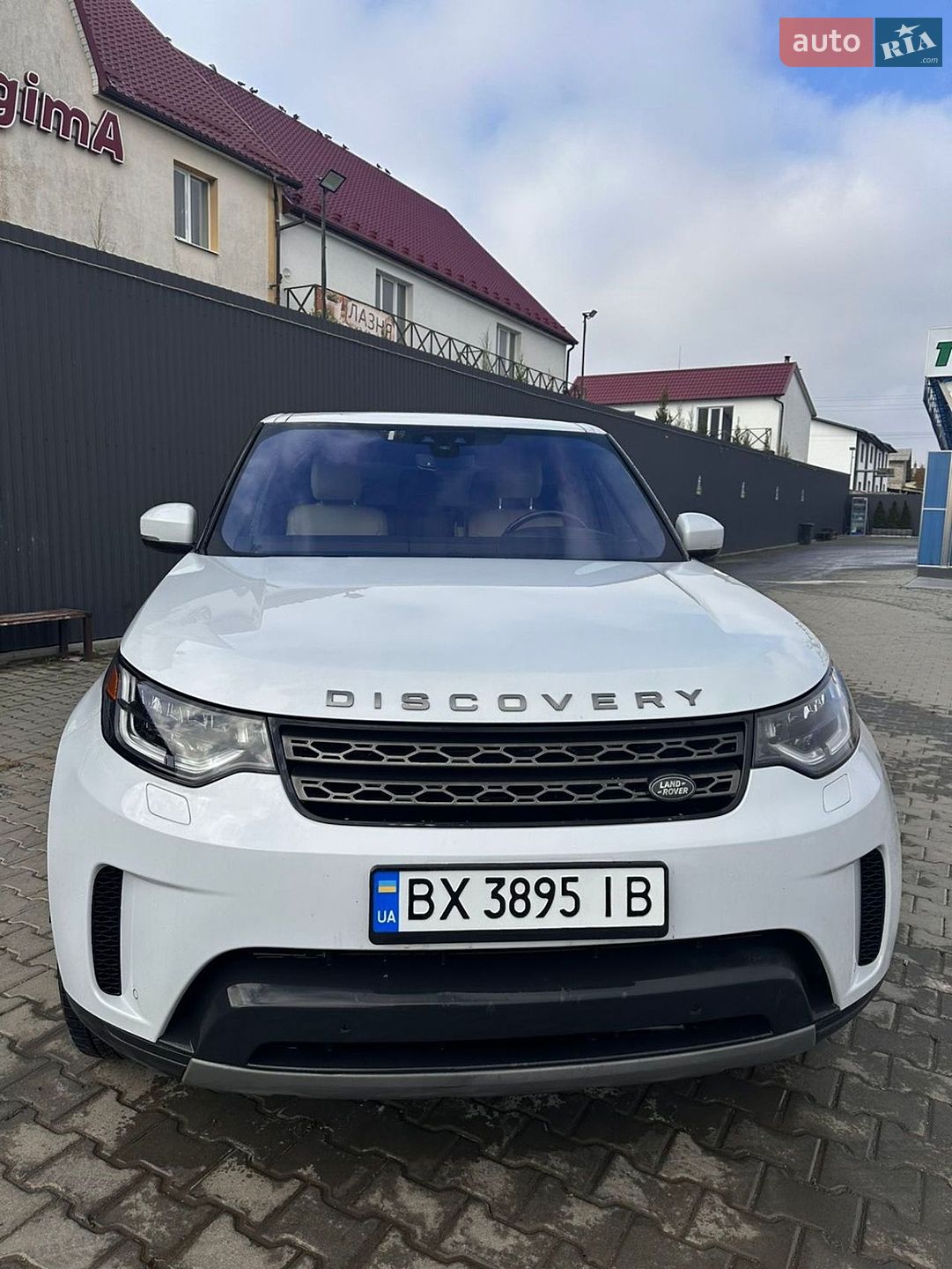 Land Rover Discovery 2019 VIN SALRG2RV1L2429663 фото оголошення 2 з 6