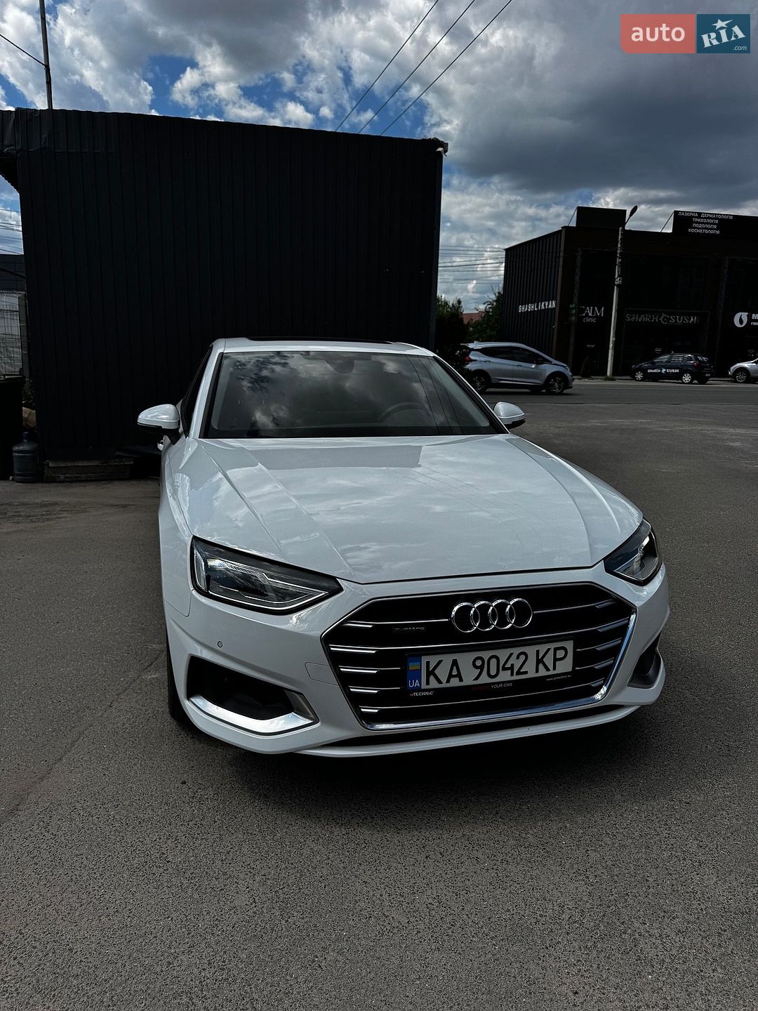 Audi A4 2020 VIN WAUABAF47MN002641 фото оголошення 6 з 31