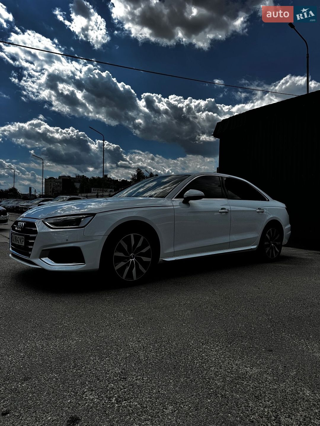 Audi A4 2020 VIN WAUABAF47MN002641 фото оголошення 14 з 31