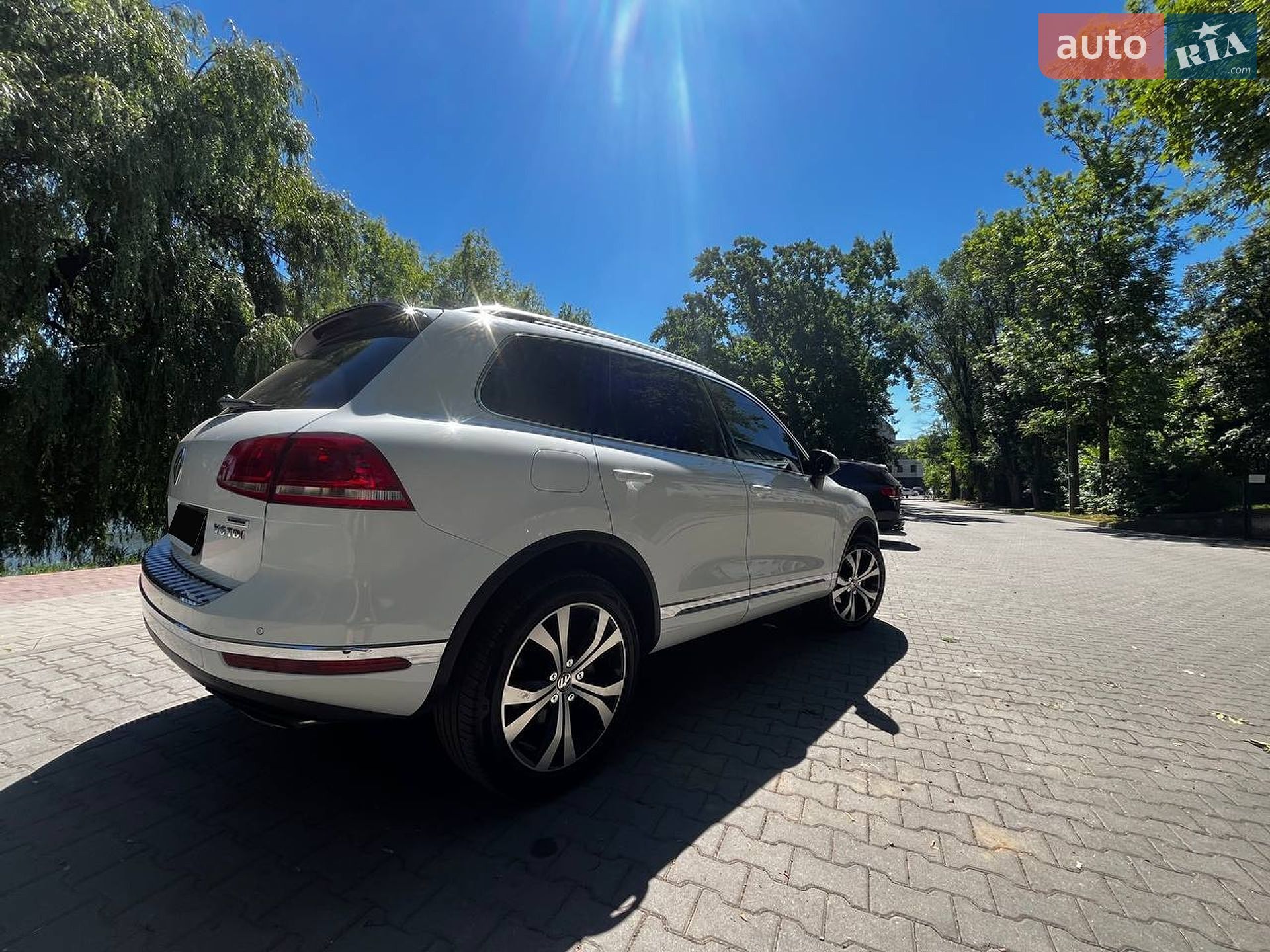 Volkswagen Touareg 2014 VIN WVGZZZ7PZFD008045 фото оголошення 12 з 51
