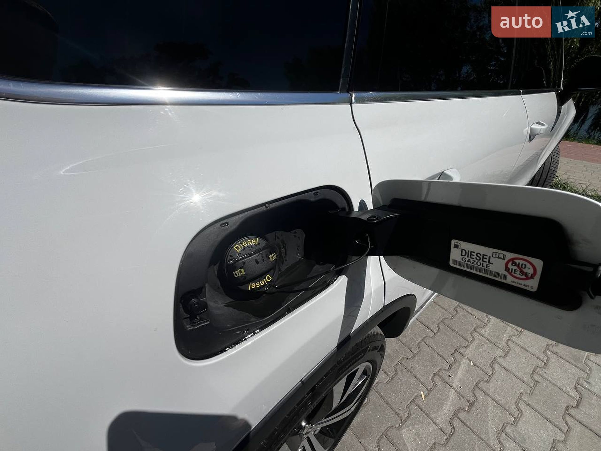 Volkswagen Touareg 2014 VIN WVGZZZ7PZFD008045 фото оголошення 22 з 51