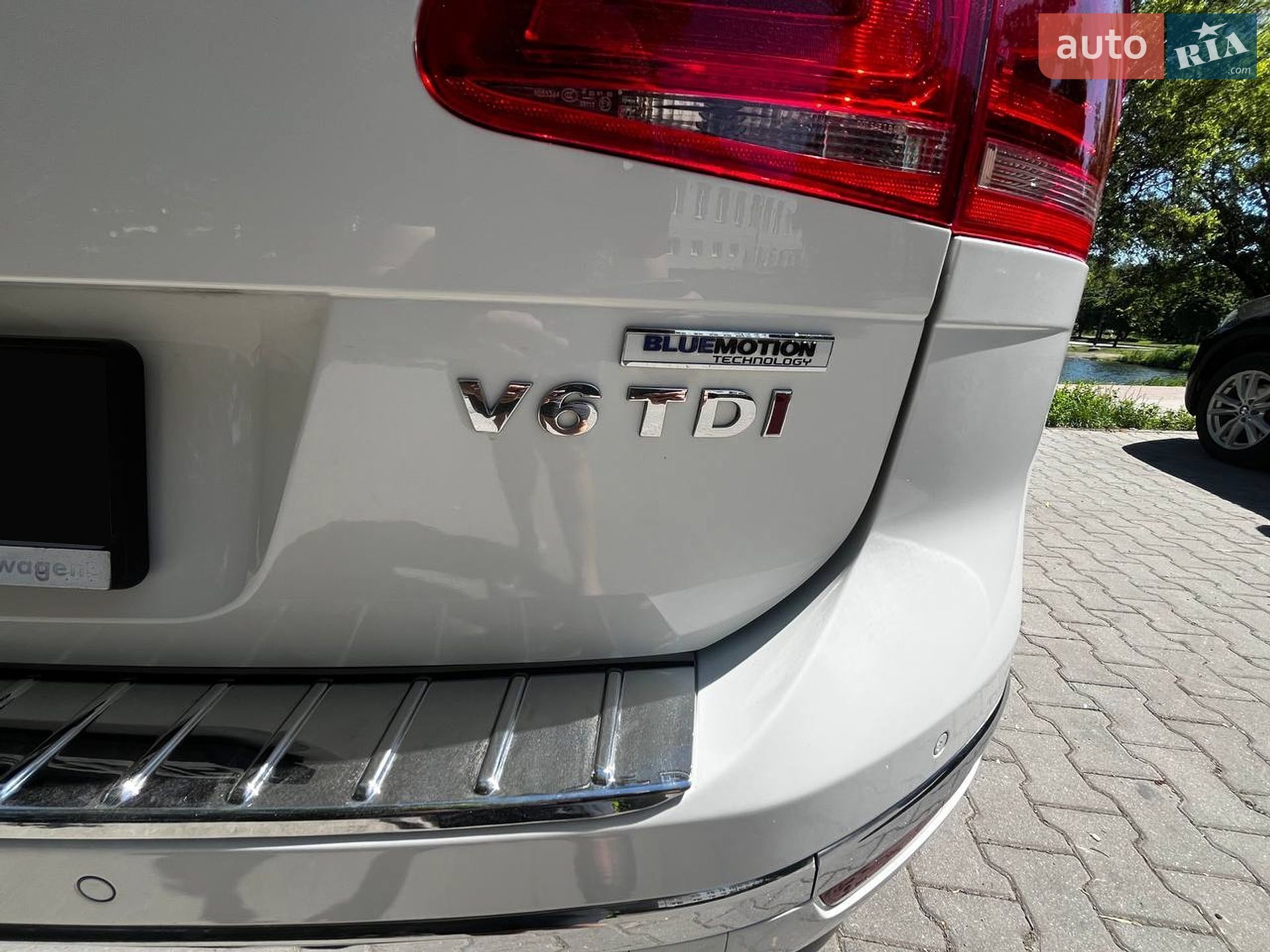 Volkswagen Touareg 2014 VIN WVGZZZ7PZFD008045 фото оголошення 24 з 51