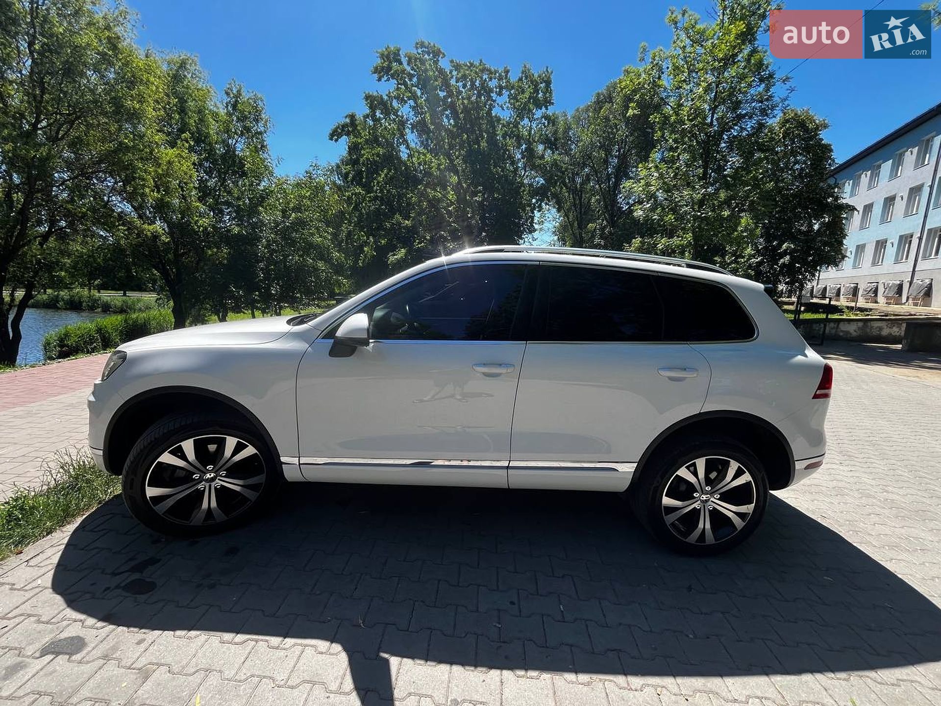 Volkswagen Touareg 2014 VIN WVGZZZ7PZFD008045 фото оголошення 26 з 51