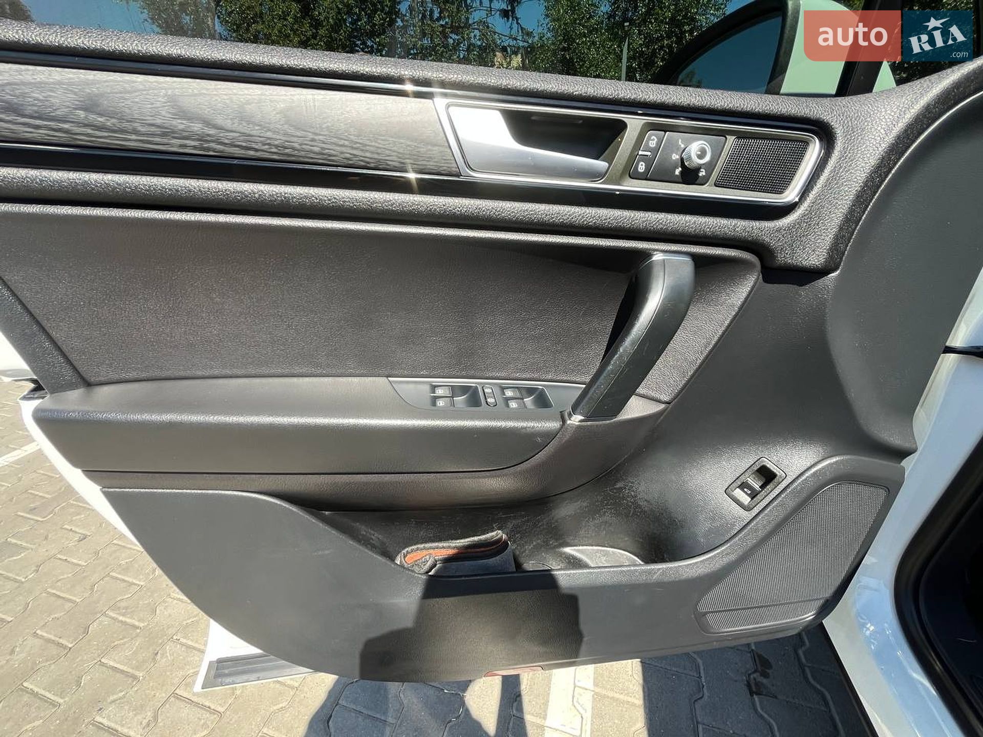 Volkswagen Touareg 2014 VIN WVGZZZ7PZFD008045 фото оголошення 40 з 51