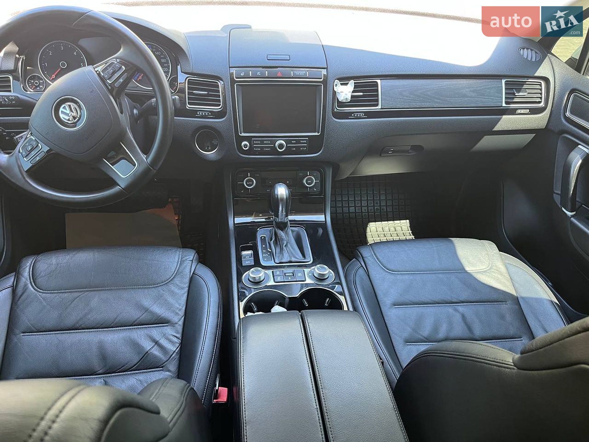 Volkswagen Touareg 2014 VIN WVGZZZ7PZFD008045 фото оголошення 41 з 51