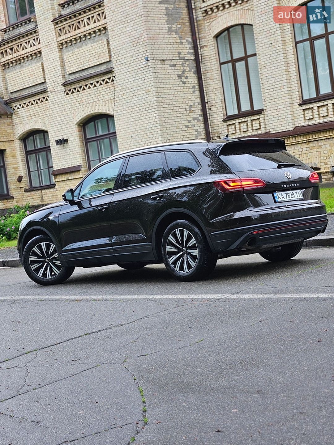 Volkswagen Touareg 2021 VIN WVGZZZCRZND004980 фото оголошення 19 з 30