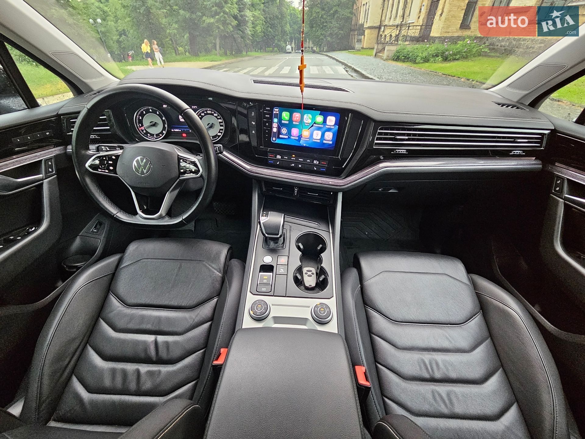 Volkswagen Touareg 2021 VIN WVGZZZCRZND004980 фото оголошення 24 з 30