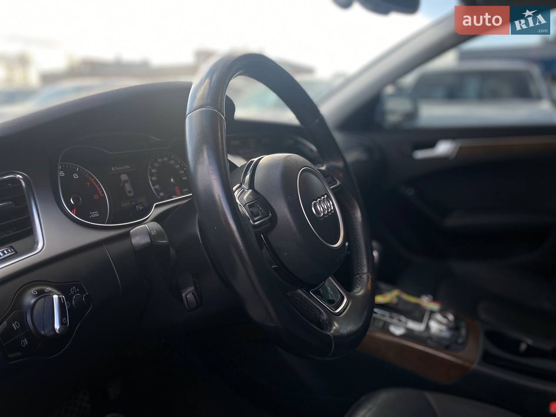 AUDI A4 2015 VIN WAUFFAFL8FN000465 фото оголошення 24 з 51