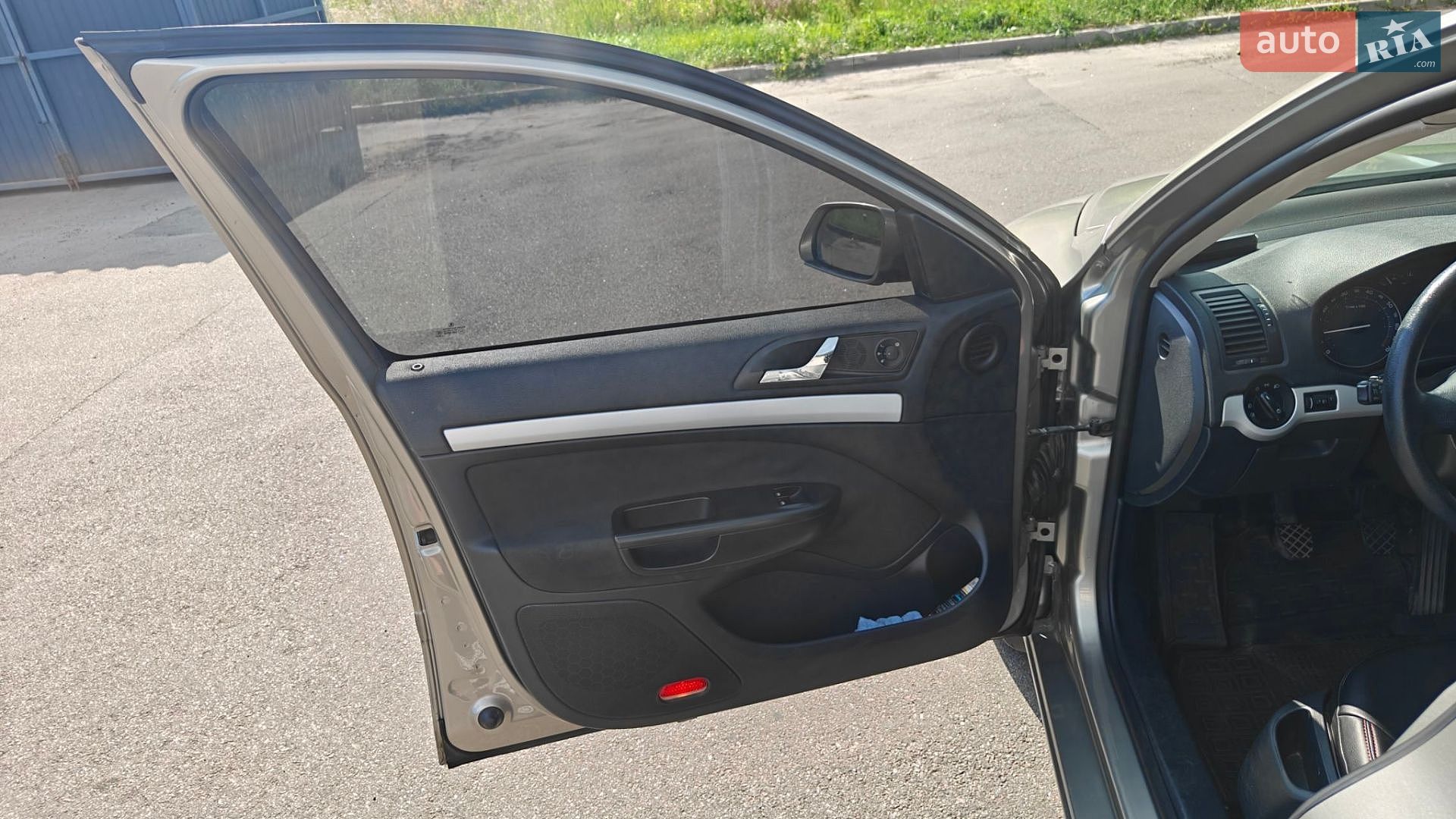 Skoda Octavia 2008 VIN TMBHA61Z382192482 фото оголошення 11 з 21