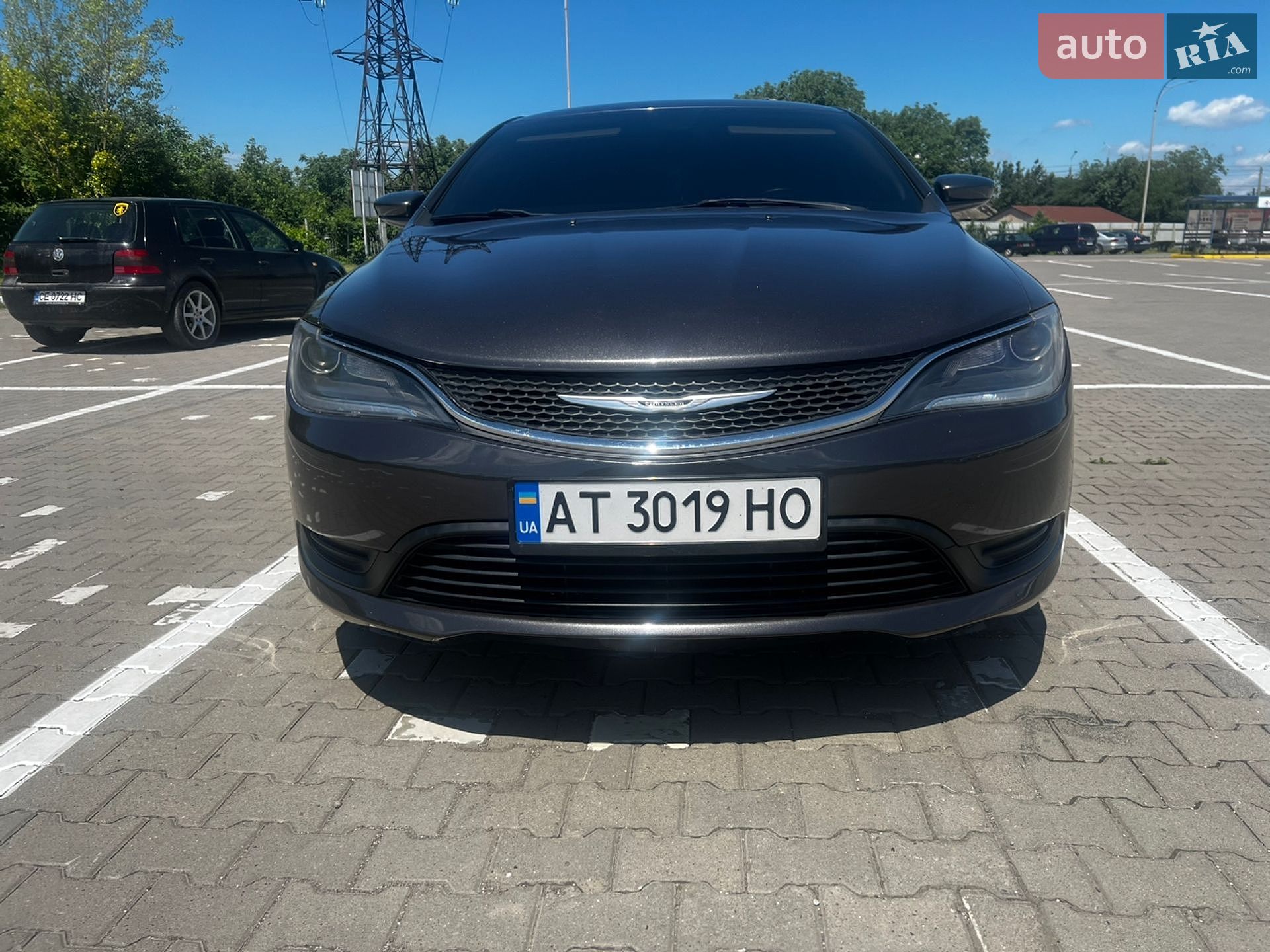 Chrysler 200 2015 VIN 1C3CCCAB7FN725648 фото оголошення 6 з 37