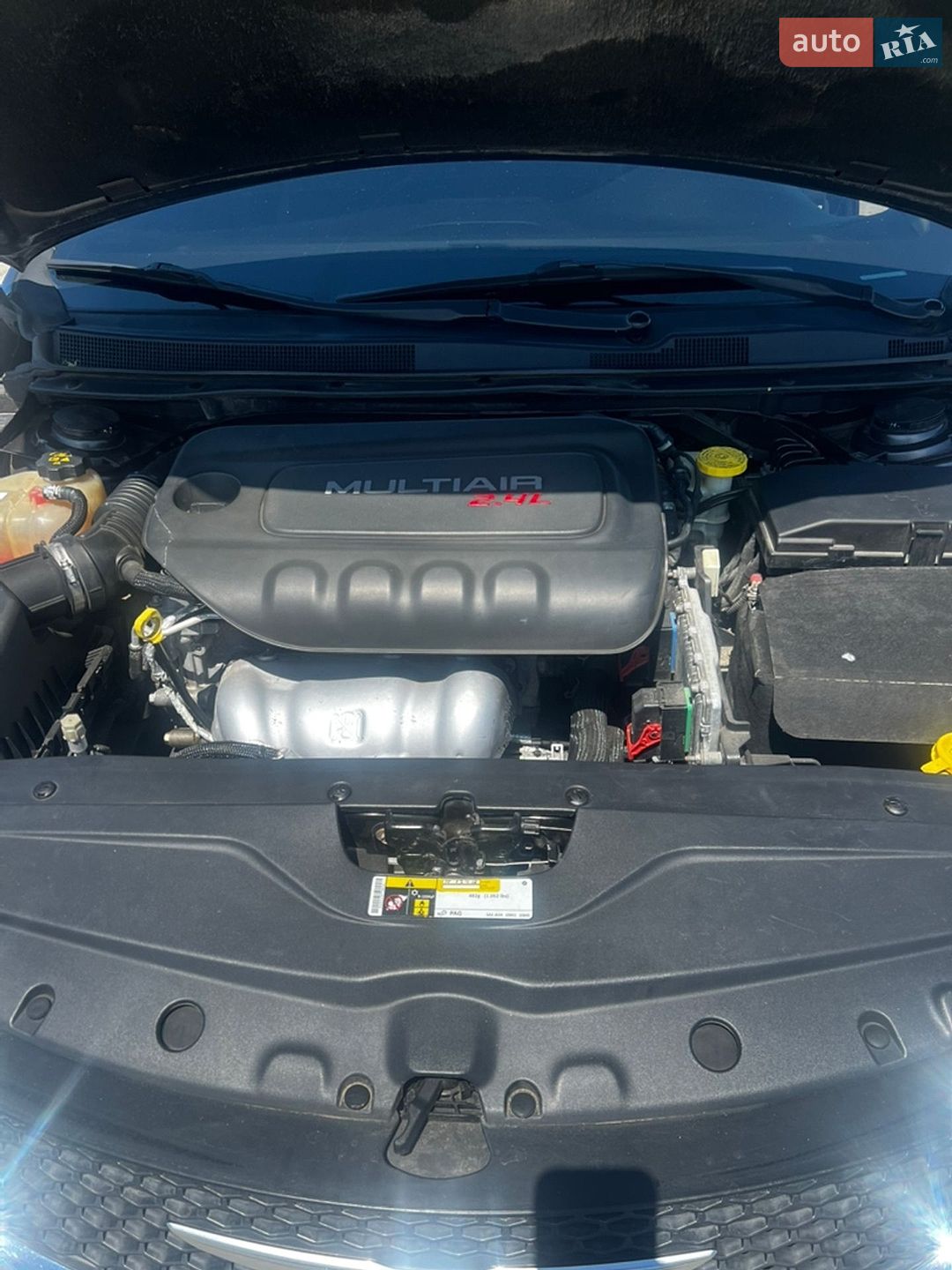 Chrysler 200 2015 VIN 1C3CCCAB7FN725648 фото оголошення 36 з 37