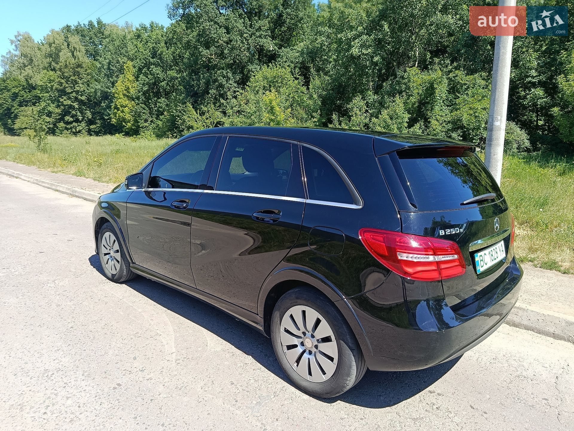 Mercedes-Benz B-Class 2016 VIN WDD2428901J011160 фото оголошення 8 з 13
