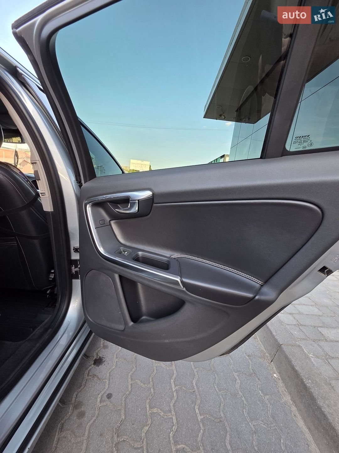 Volvo V60 2012 VIN YV1FW84ABC1080437 фото оголошення 16 з 34