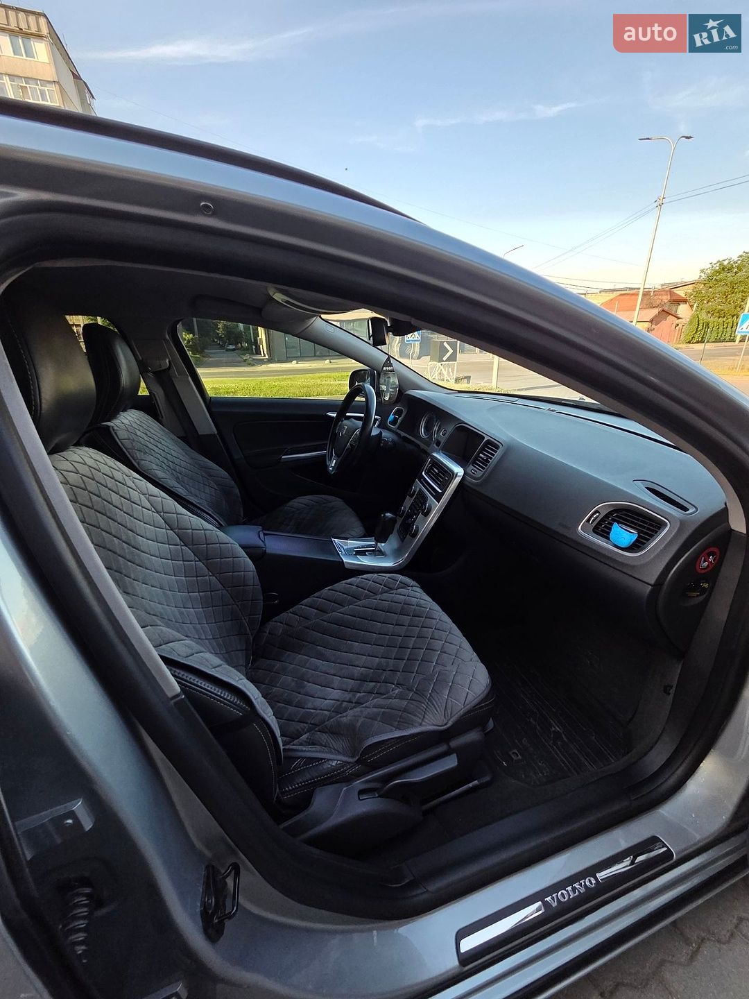 Volvo V60 2012 VIN YV1FW84ABC1080437 фото оголошення 17 з 34