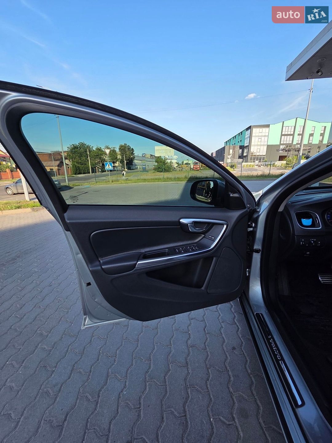 Volvo V60 2012 VIN YV1FW84ABC1080437 фото оголошення 25 з 34
