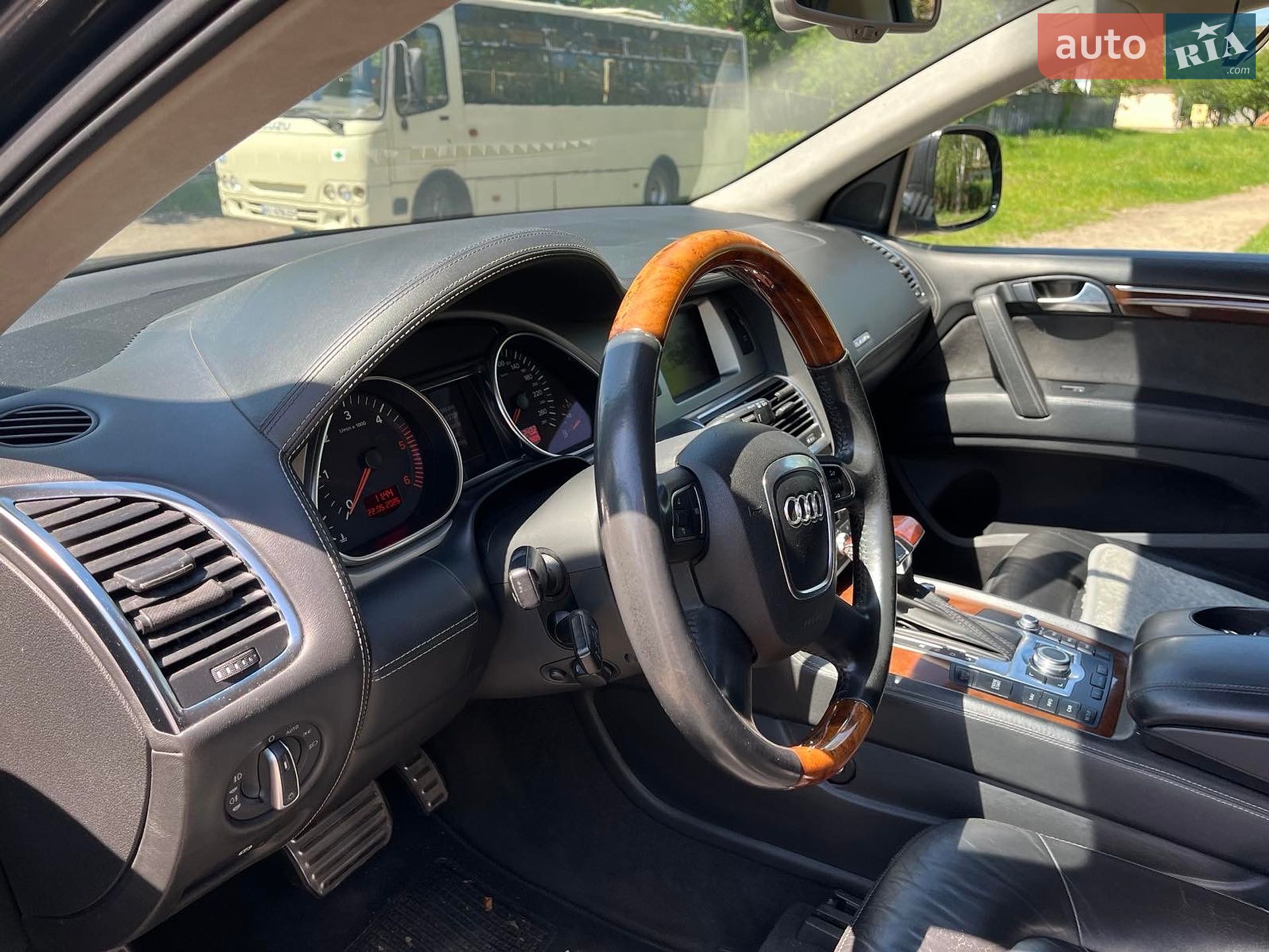 Audi Q7 2009 VIN WAUZZZ4L99D029991 фото оголошення 11 з 42