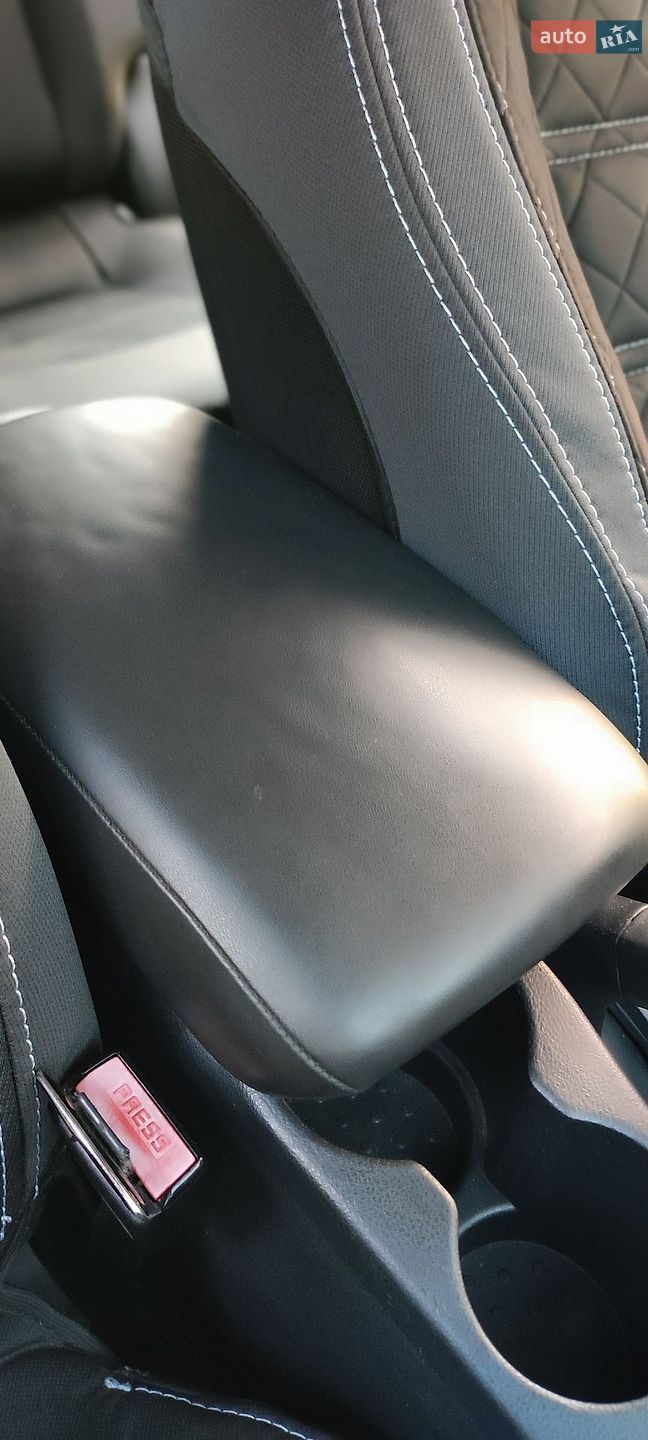 Nissan Qashqai 2012 VIN SJNFEAJ10U2627650 фото оголошення 23 з 29