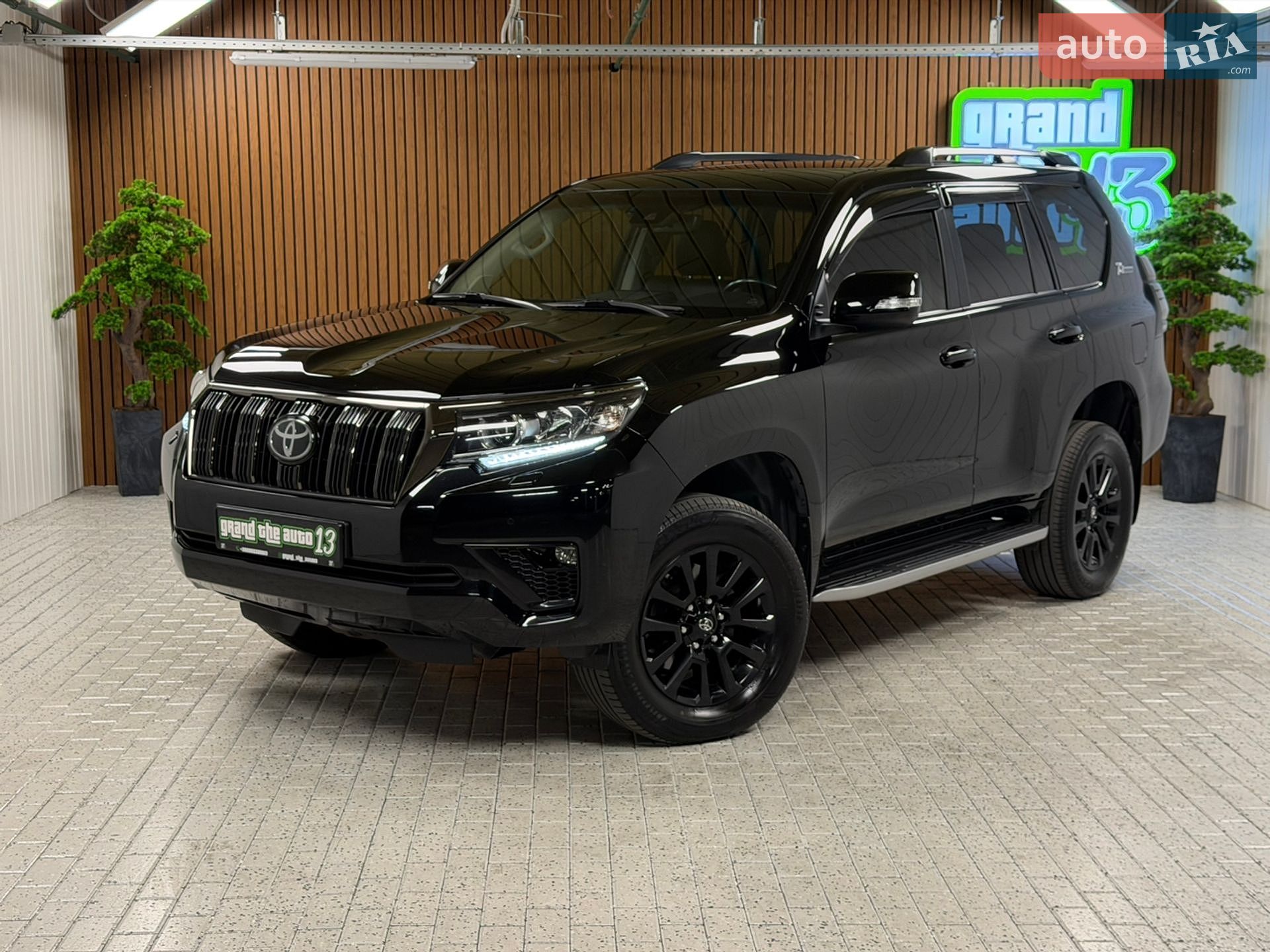 Toyota Land Cruiser Prado 2021 VIN JTEBU3FJ50K213265 фото оголошення 2 з 55