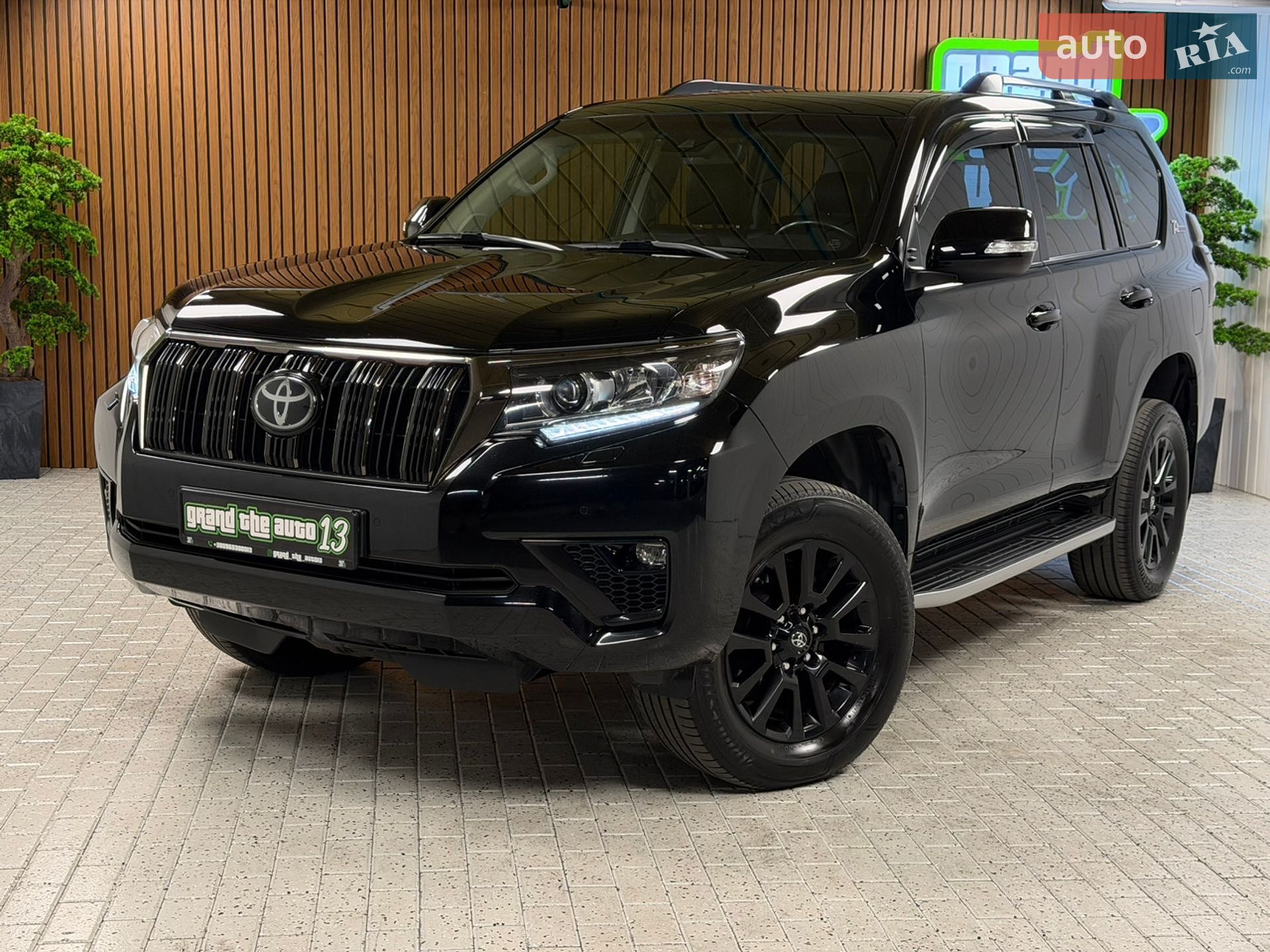 Toyota Land Cruiser Prado 2021 VIN JTEBU3FJ50K213265 фото оголошення 4 з 55