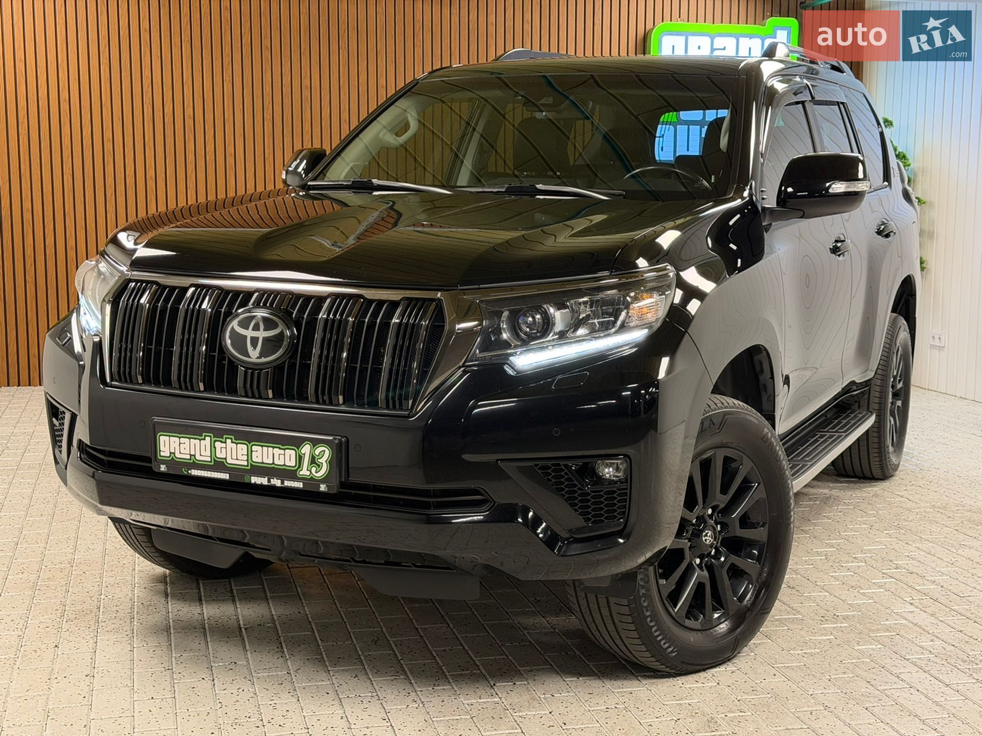 Toyota Land Cruiser Prado 2021 VIN JTEBU3FJ50K213265 фото оголошення 6 з 55