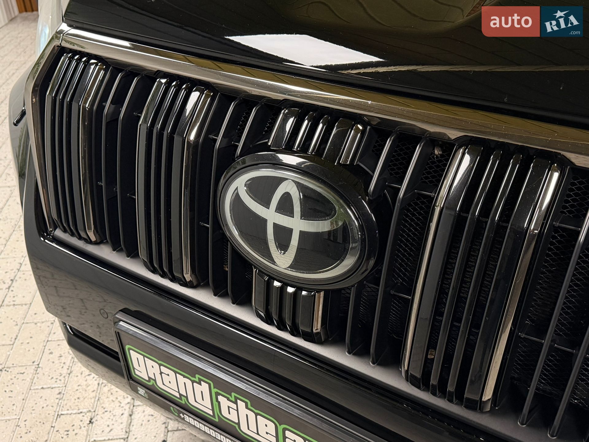 Toyota Land Cruiser Prado 2021 VIN JTEBU3FJ50K213265 фото оголошення 13 з 55