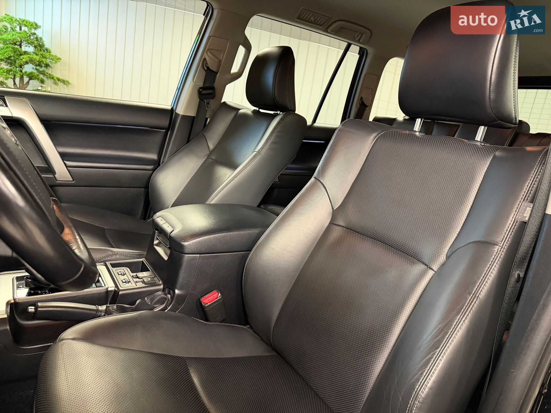 Toyota Land Cruiser Prado 2021 VIN JTEBU3FJ50K213265 фото оголошення 18 з 55