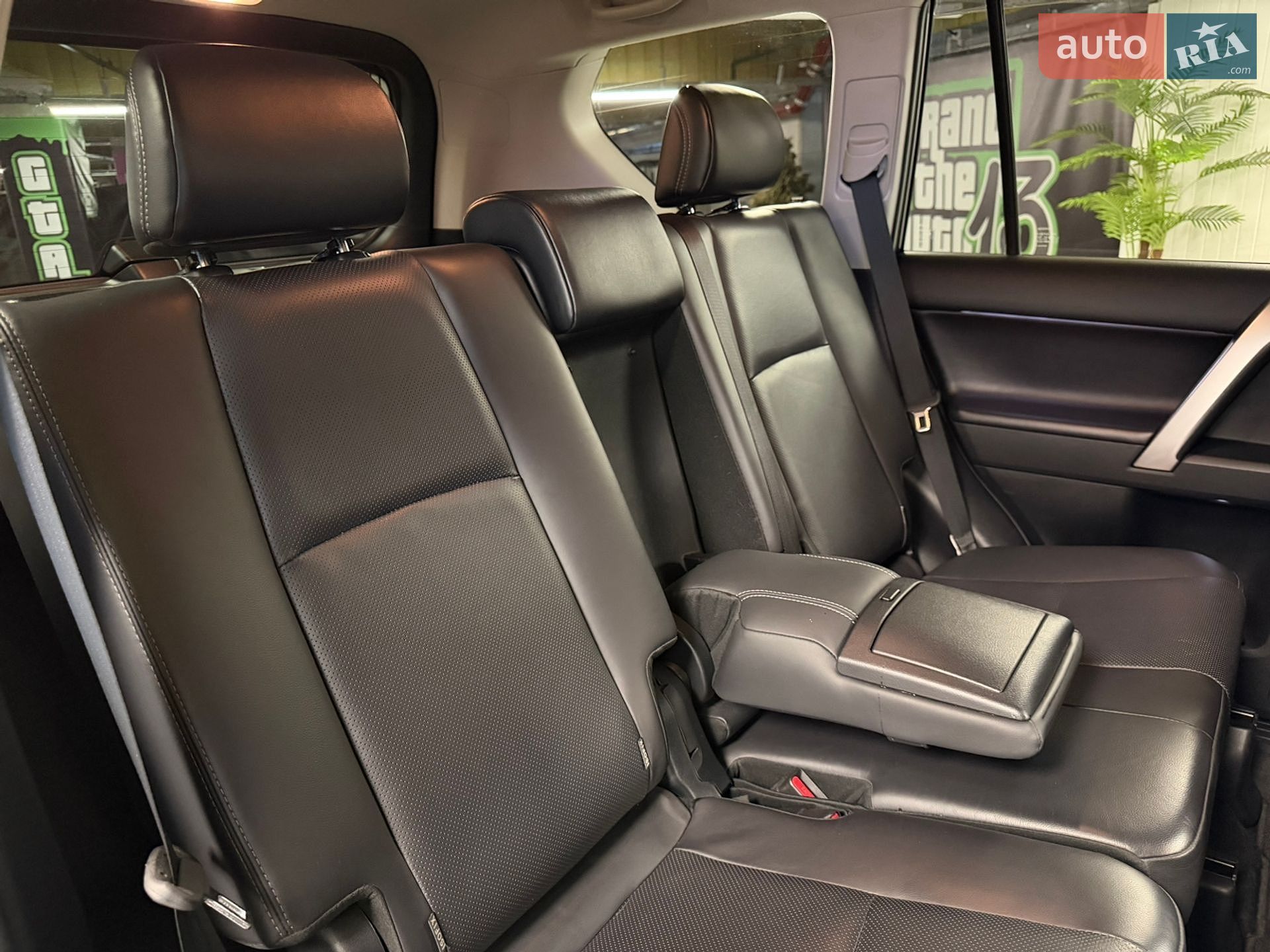 Toyota Land Cruiser Prado 2021 VIN JTEBU3FJ50K213265 фото оголошення 37 з 55