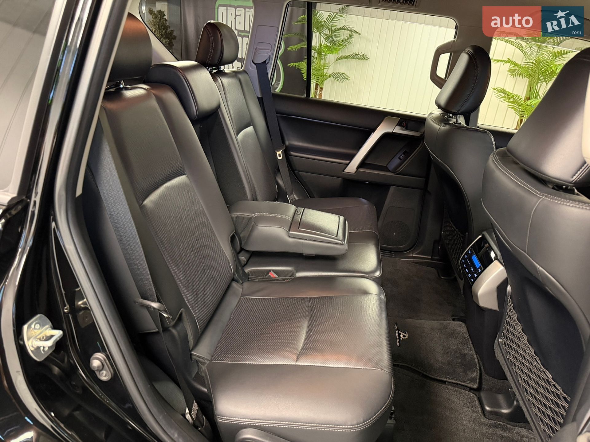 Toyota Land Cruiser Prado 2021 VIN JTEBU3FJ50K213265 фото оголошення 38 з 55