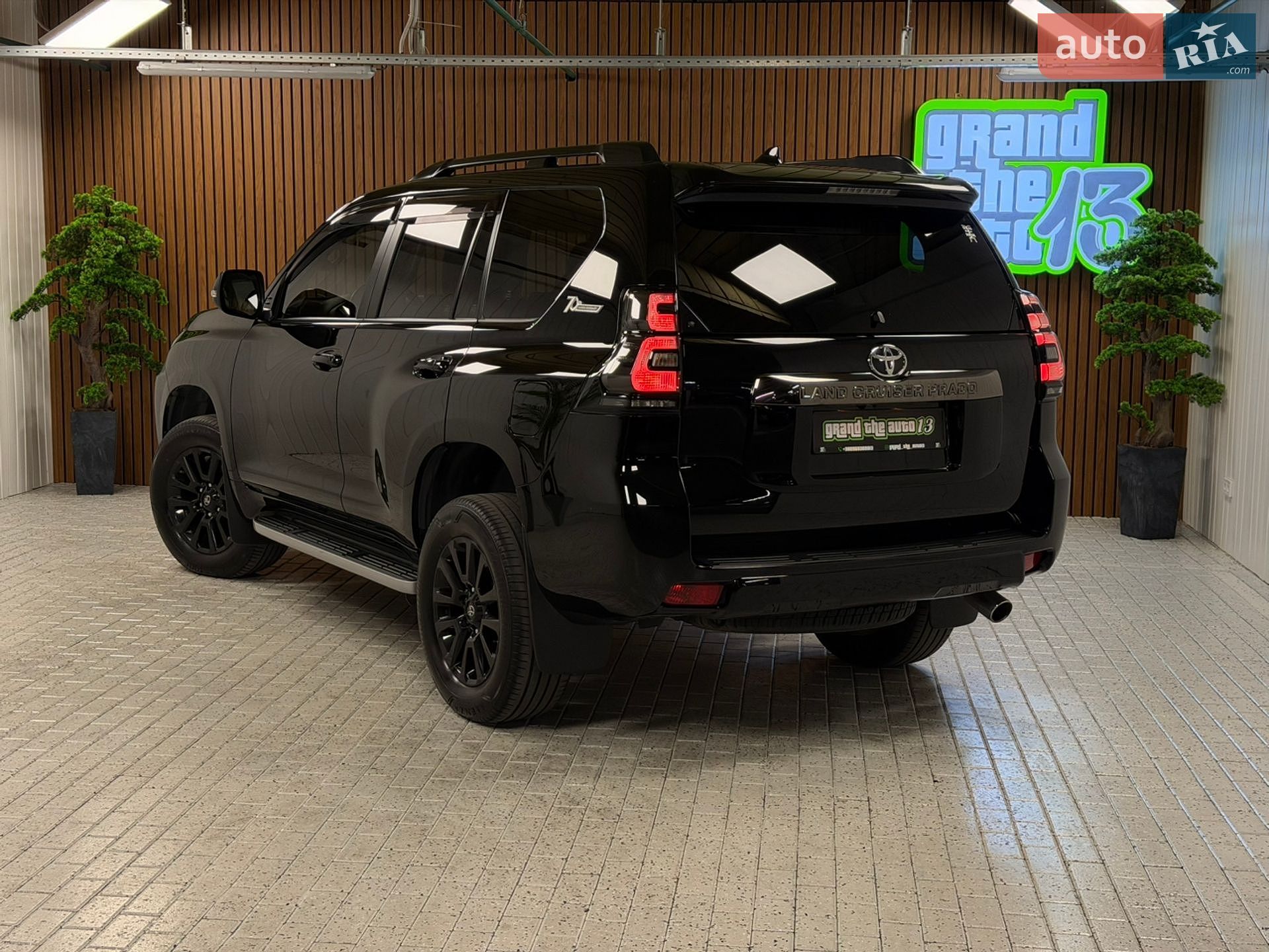 Toyota Land Cruiser Prado 2021 VIN JTEBU3FJ50K213265 фото оголошення 44 з 55