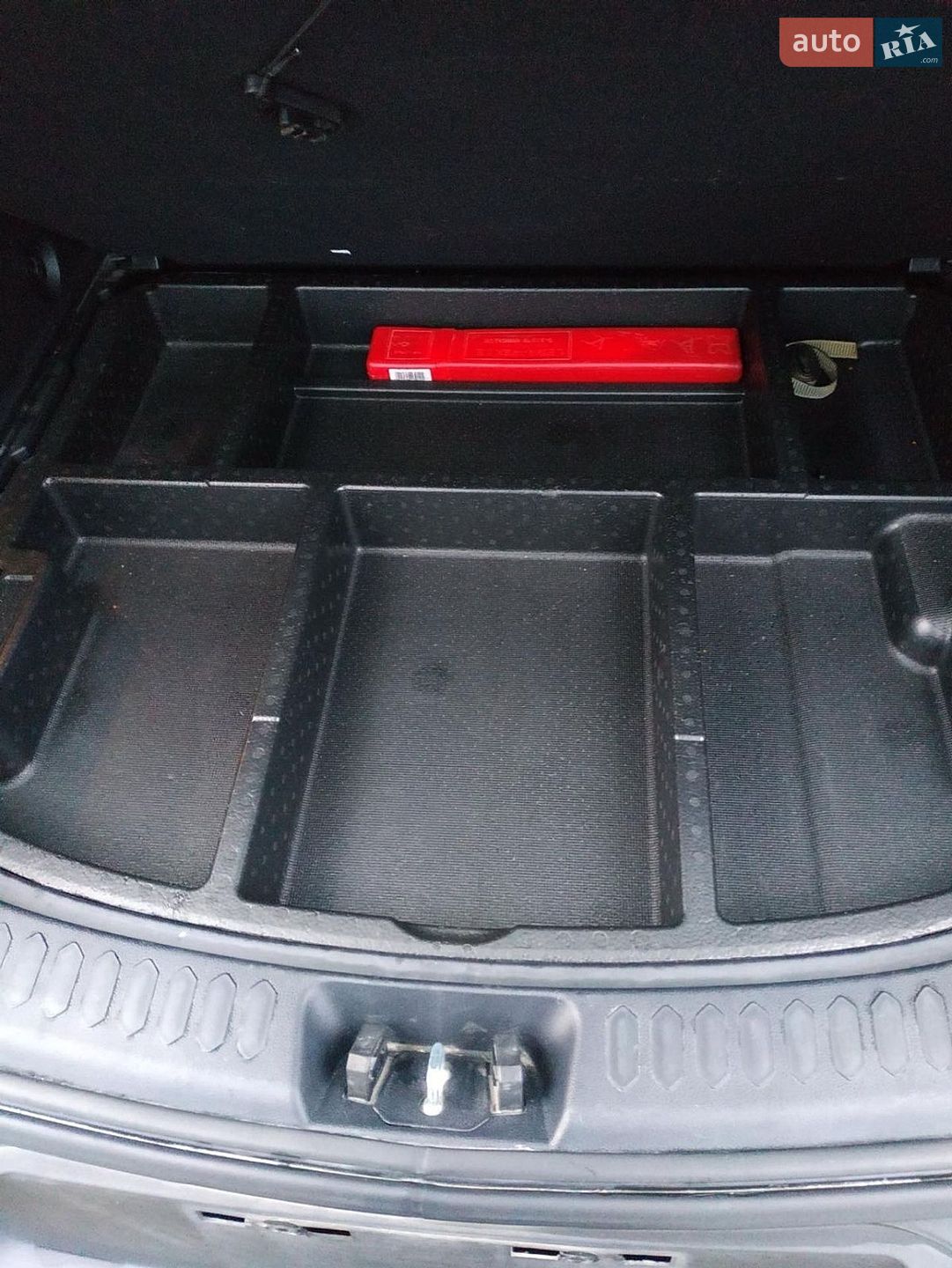 Kia Sportage 2014 VIN KNDPCCA6XE7652617 фото оголошення 4 з 14
