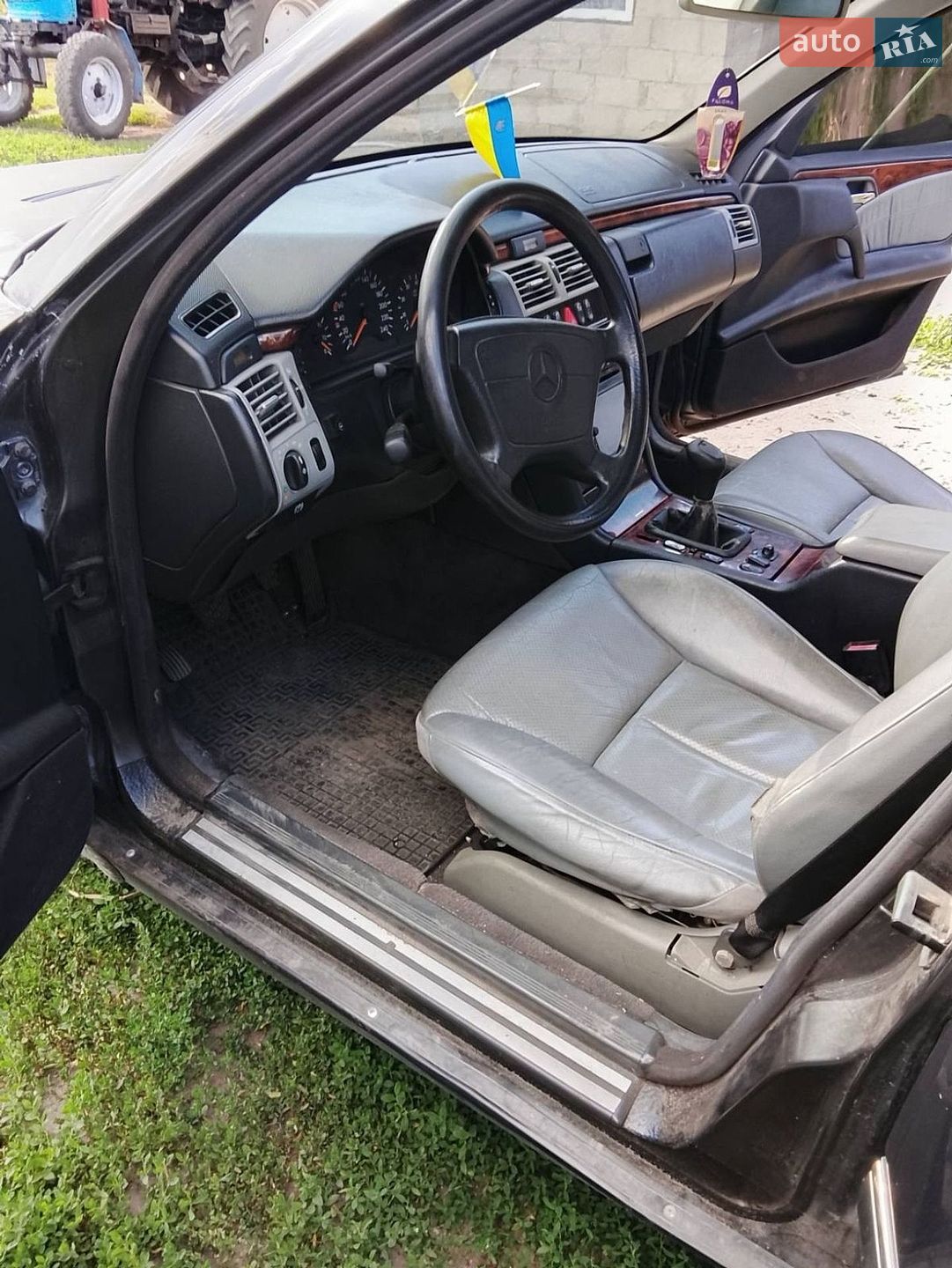 Mercedes-Benz E-Class 1998 VIN WDB2100611A779058 фото оголошення 2 з 10