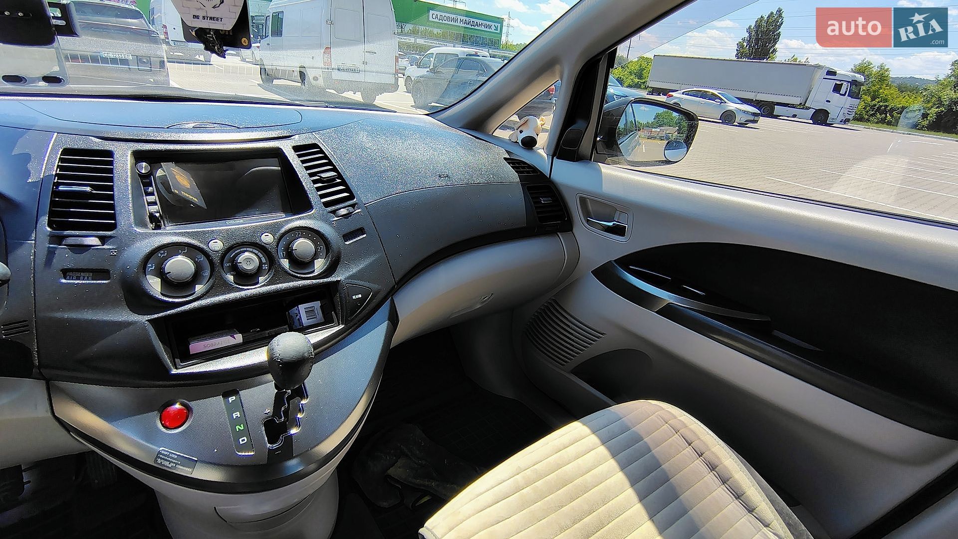 Mitsubishi Grandis 2006 VIN JMBLRNA4W6Z000859 фото оголошення 3 з 14