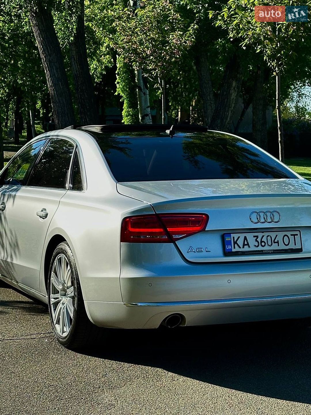 Audi A8 2011 VIN WAUZZZ4H7BN022341 фото оголошення 5 з 12