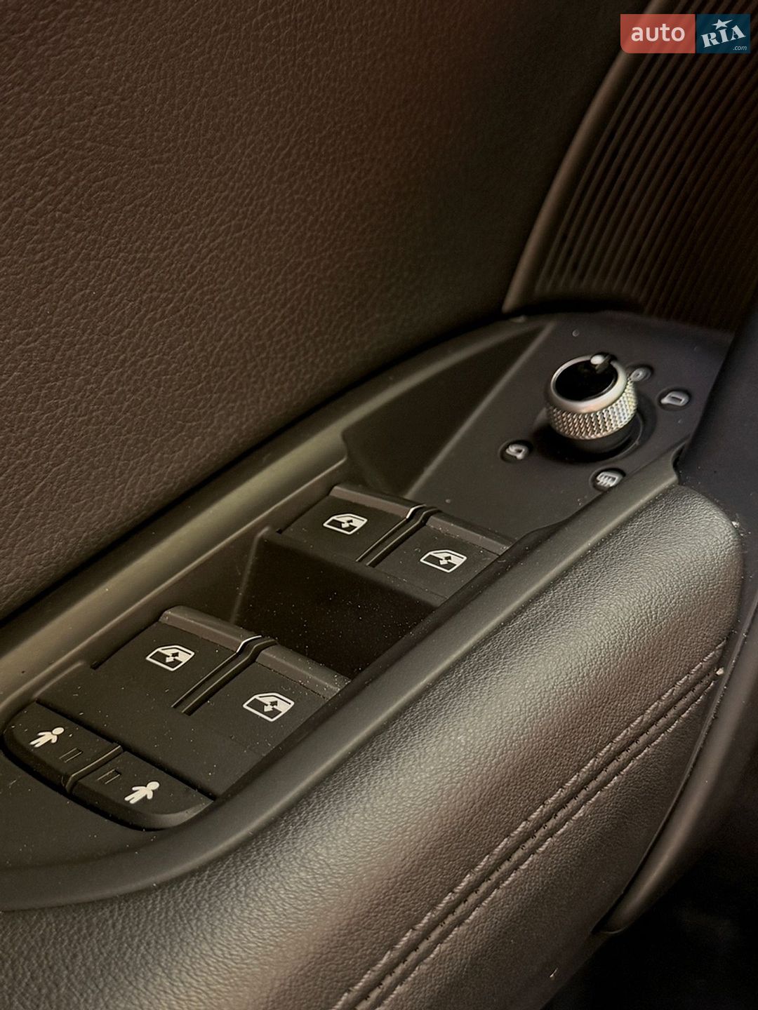 Audi Q5 2018 VIN WA1BNAFY9K2024845 фото оголошення 7 з 24