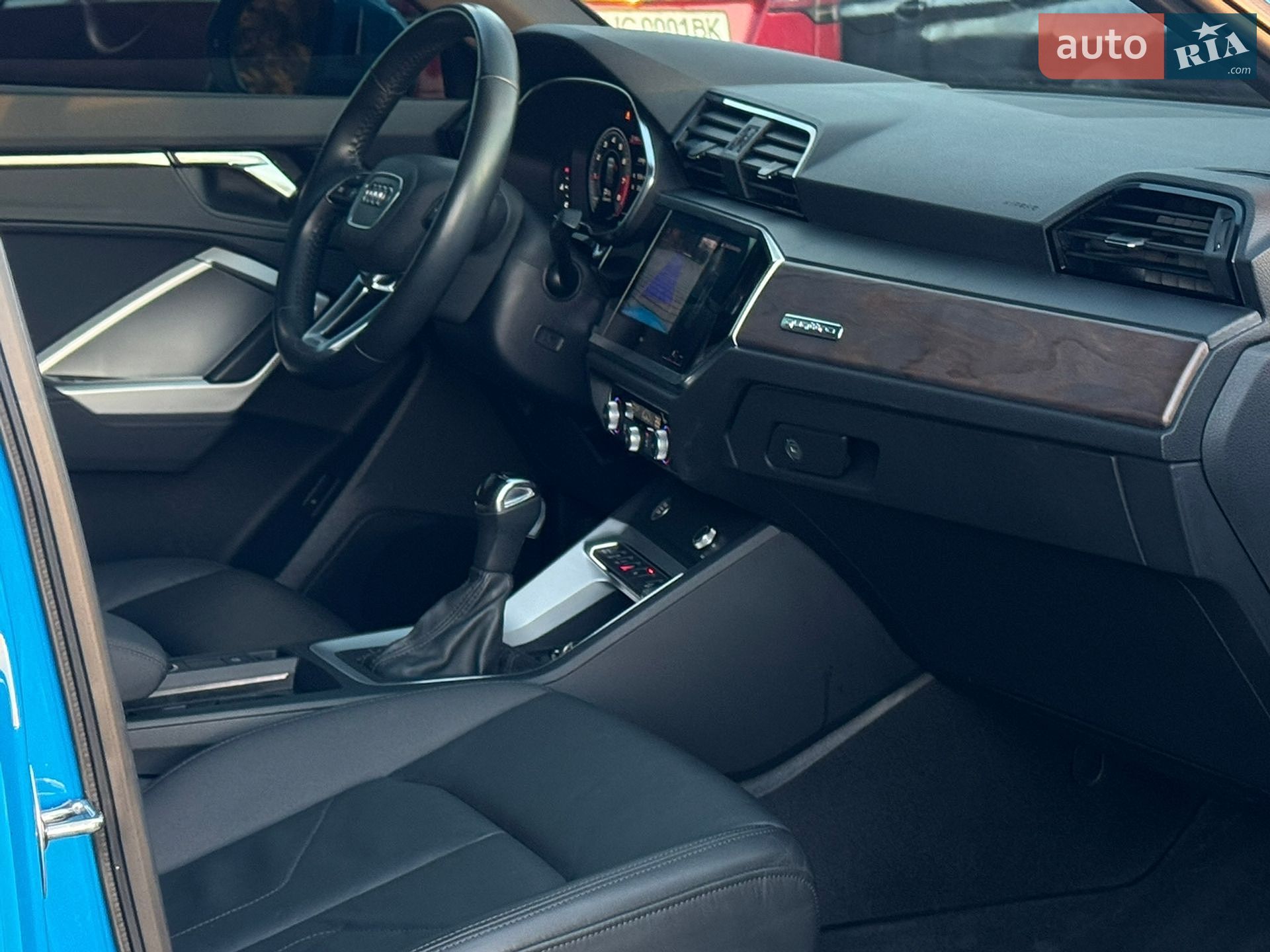 Audi Q3 2019 VIN WA1EECF37K1067325 фото оголошення 19 з 26