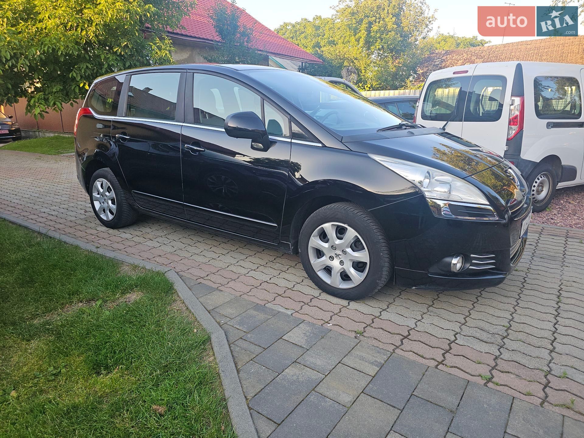 Peugeot 5008 2013 VIN VF30E9HD8DS184446 фото оголошення 10 з 26