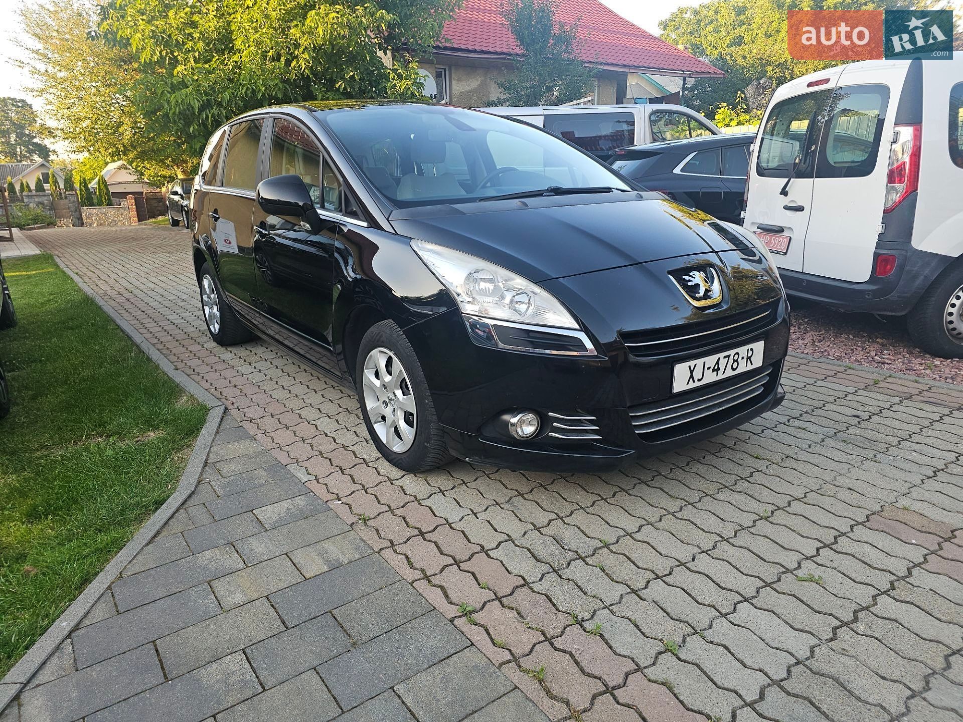 Peugeot 5008 2013 VIN VF30E9HD8DS184446 фото оголошення 9 з 26