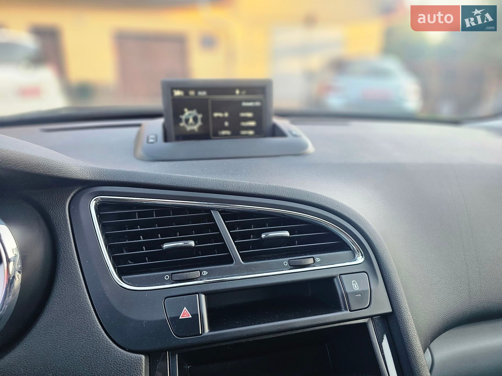 Peugeot 5008 2013 VIN VF30E9HD8DS184446 фото оголошення 16 з 26