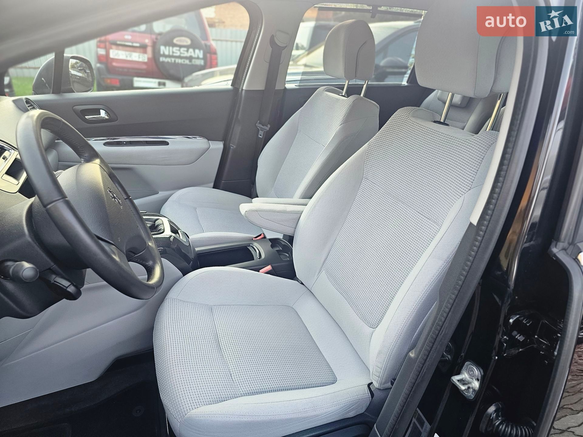Peugeot 5008 2013 VIN VF30E9HD8DS184446 фото оголошення 19 з 26