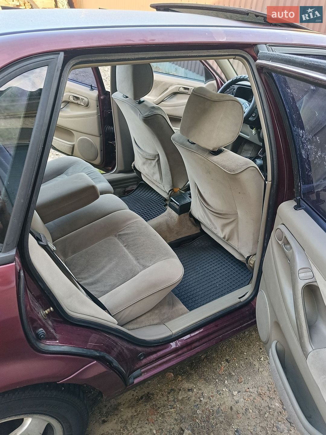 Volkswagen Passat 1996 VIN WVWZZZ3AZTE094537 фото оголошення 7 з 9