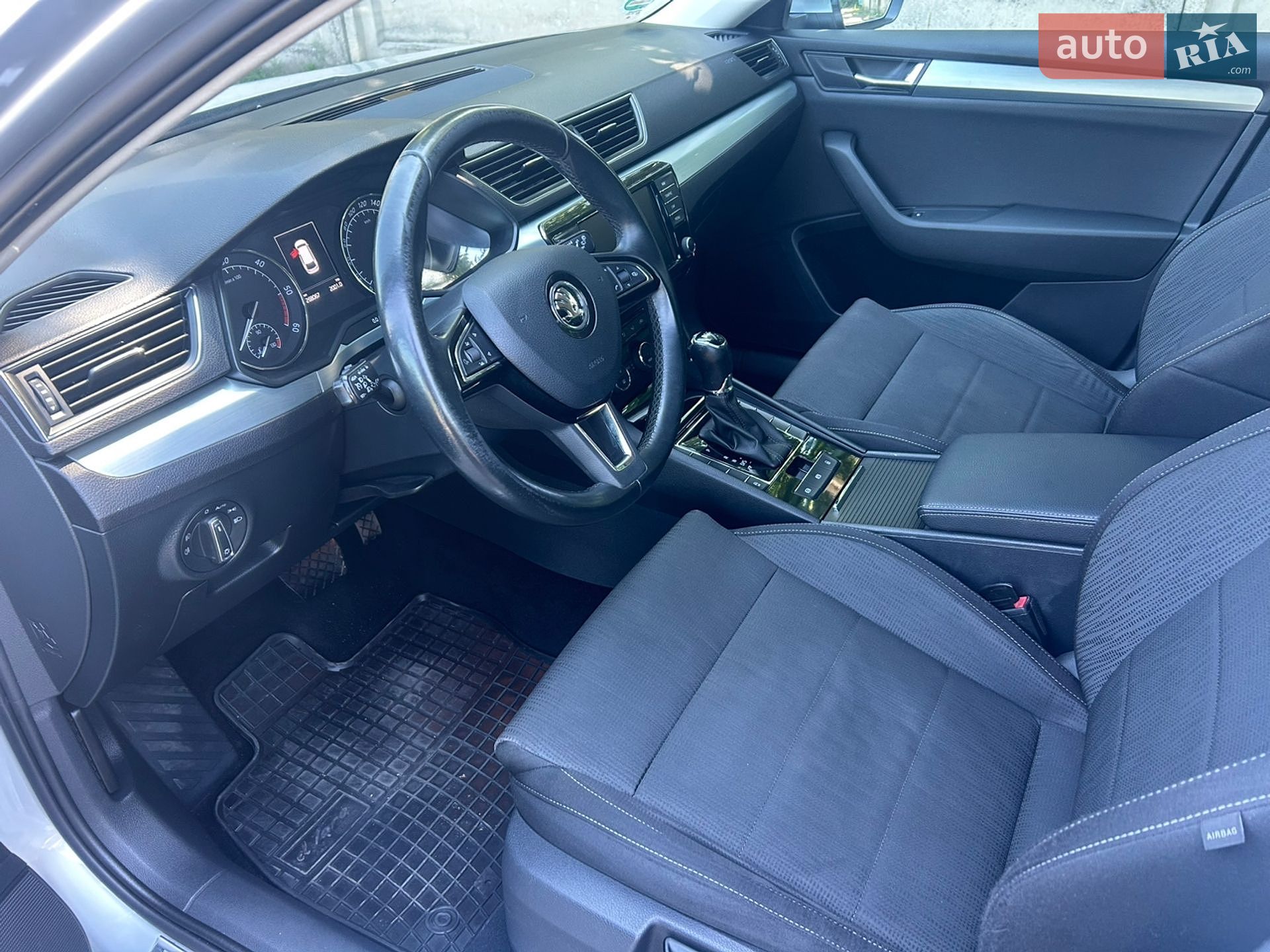 Skoda Superb 2017 VIN TMBJH7NP9H7551106 фото оголошення 22 з 25