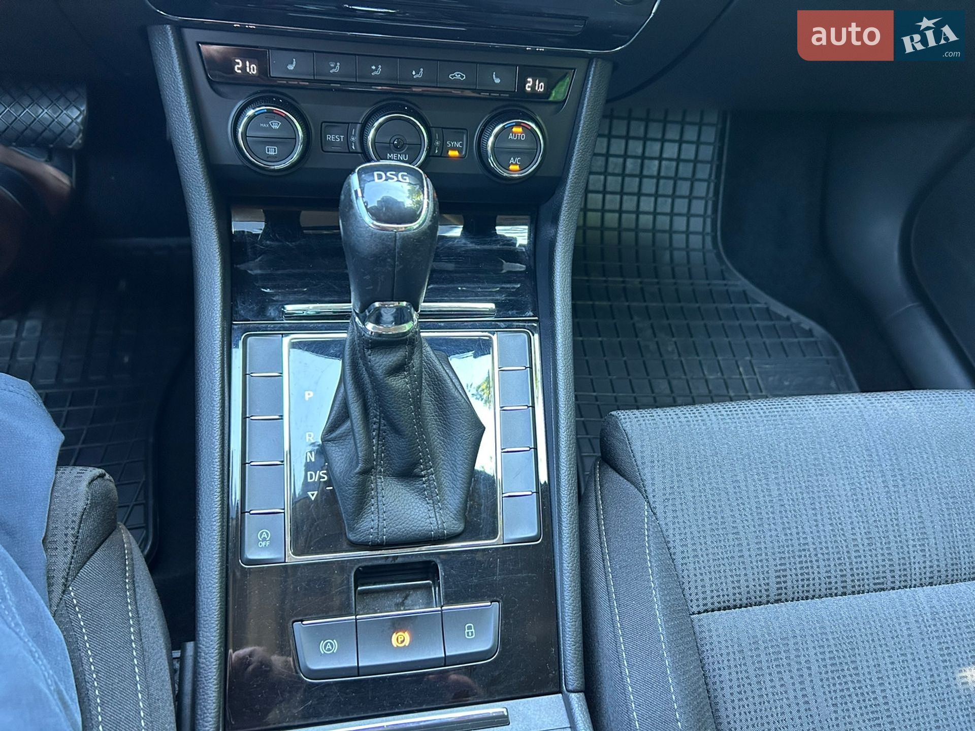 Skoda Superb 2017 VIN TMBJH7NP9H7551106 фото оголошення 24 з 25