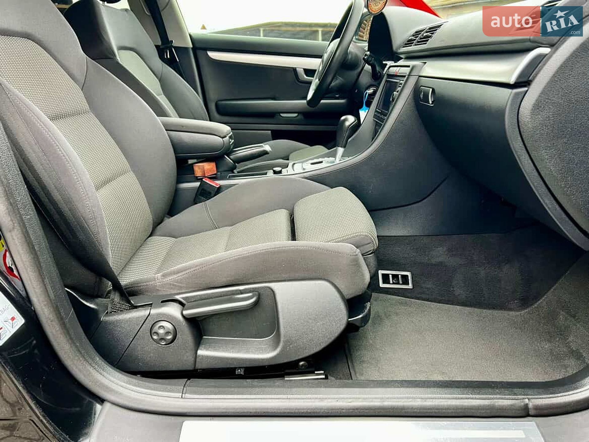 Audi A4 2006 VIN WAUZZZ8E46A285254 фото оголошення 7 з 11