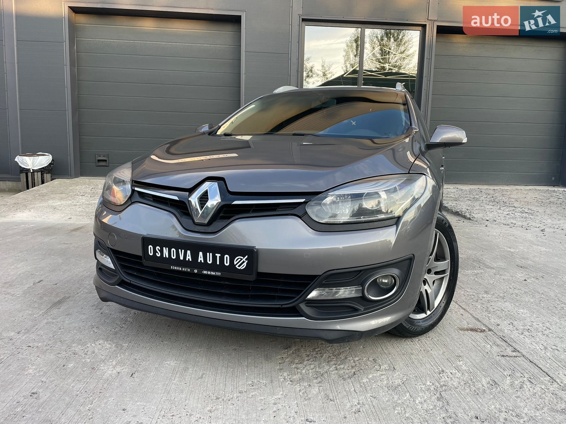 Renault Megane 2014 VIN VF1KZ100650618869 фото оголошення 3 з 43